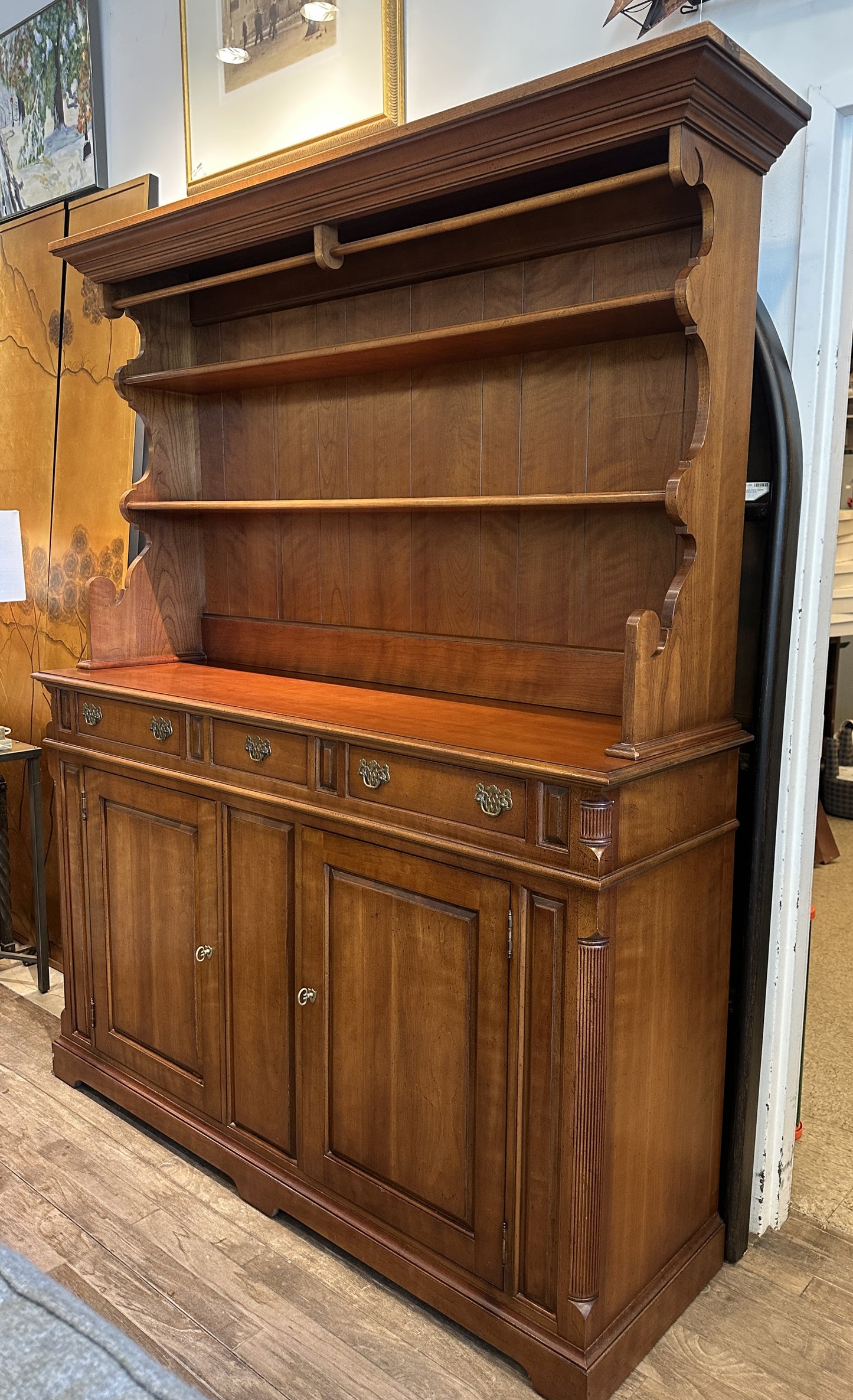 Wright Table Company Welsh Style Cupboard (0C400O)