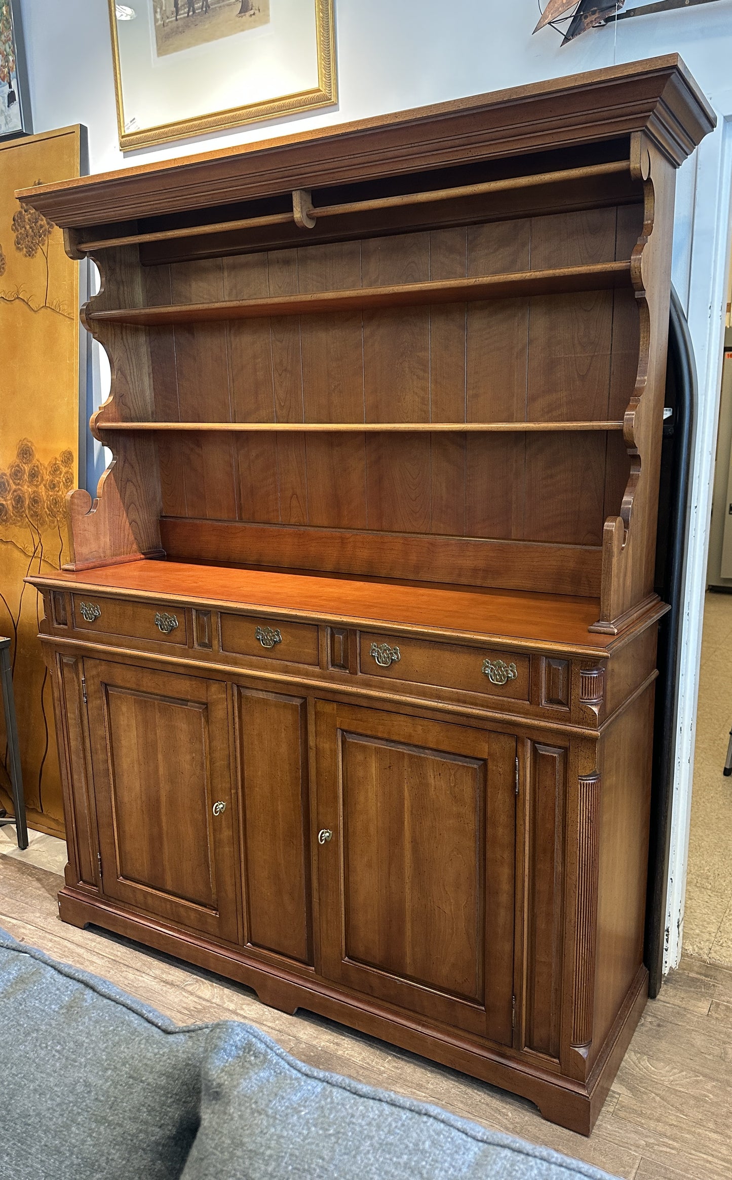 Wright Table Company Welsh Style Cupboard (0C400O)