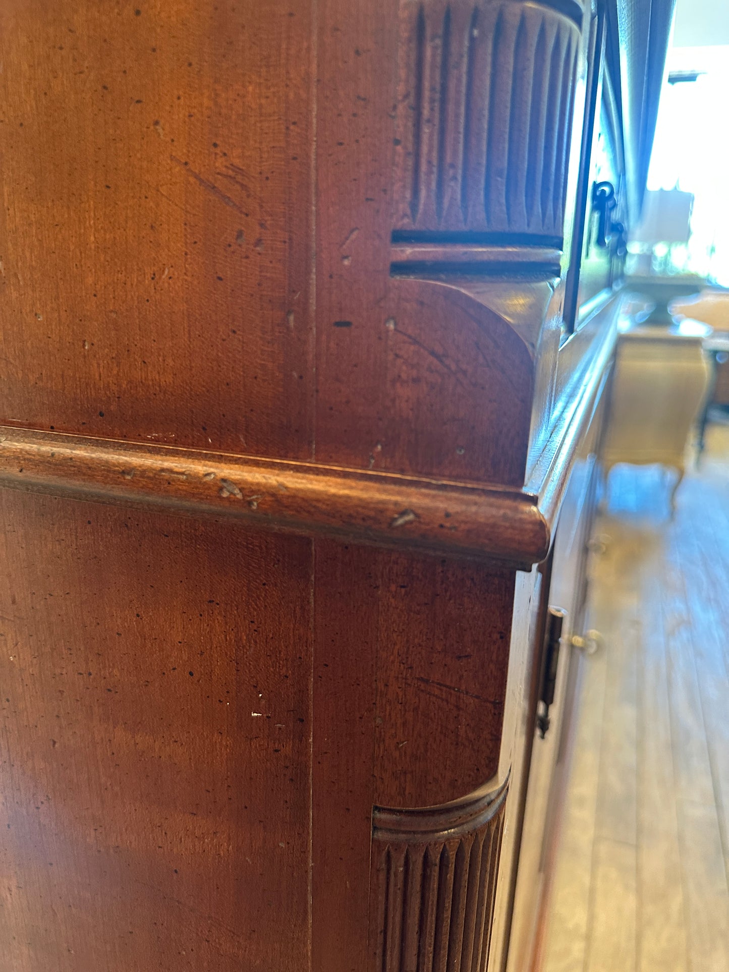Wright Table Company Welsh Style Cupboard (0C400O)