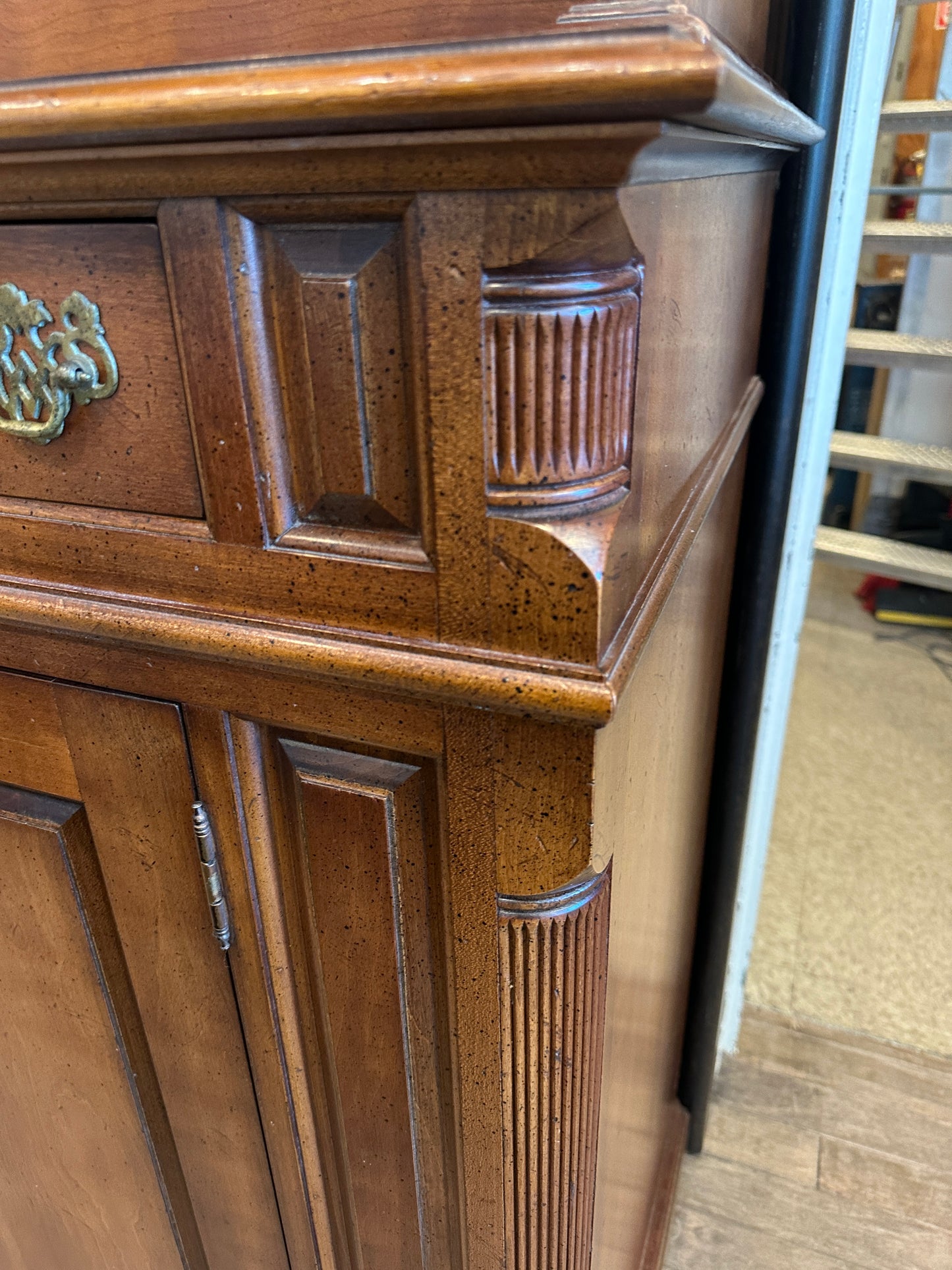 Wright Table Company Welsh Style Cupboard (0C400O)