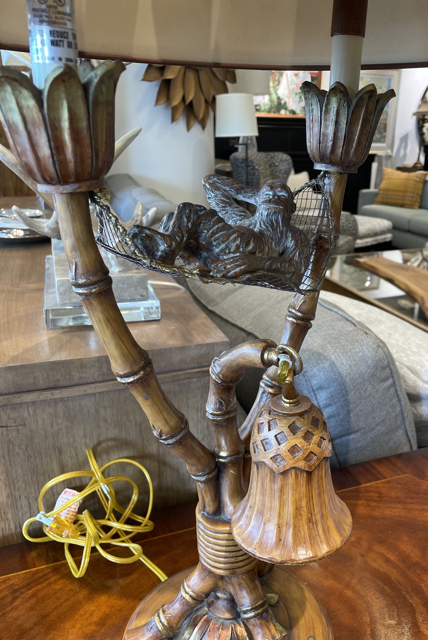 Resin Monkey Lamp (0L701O)
