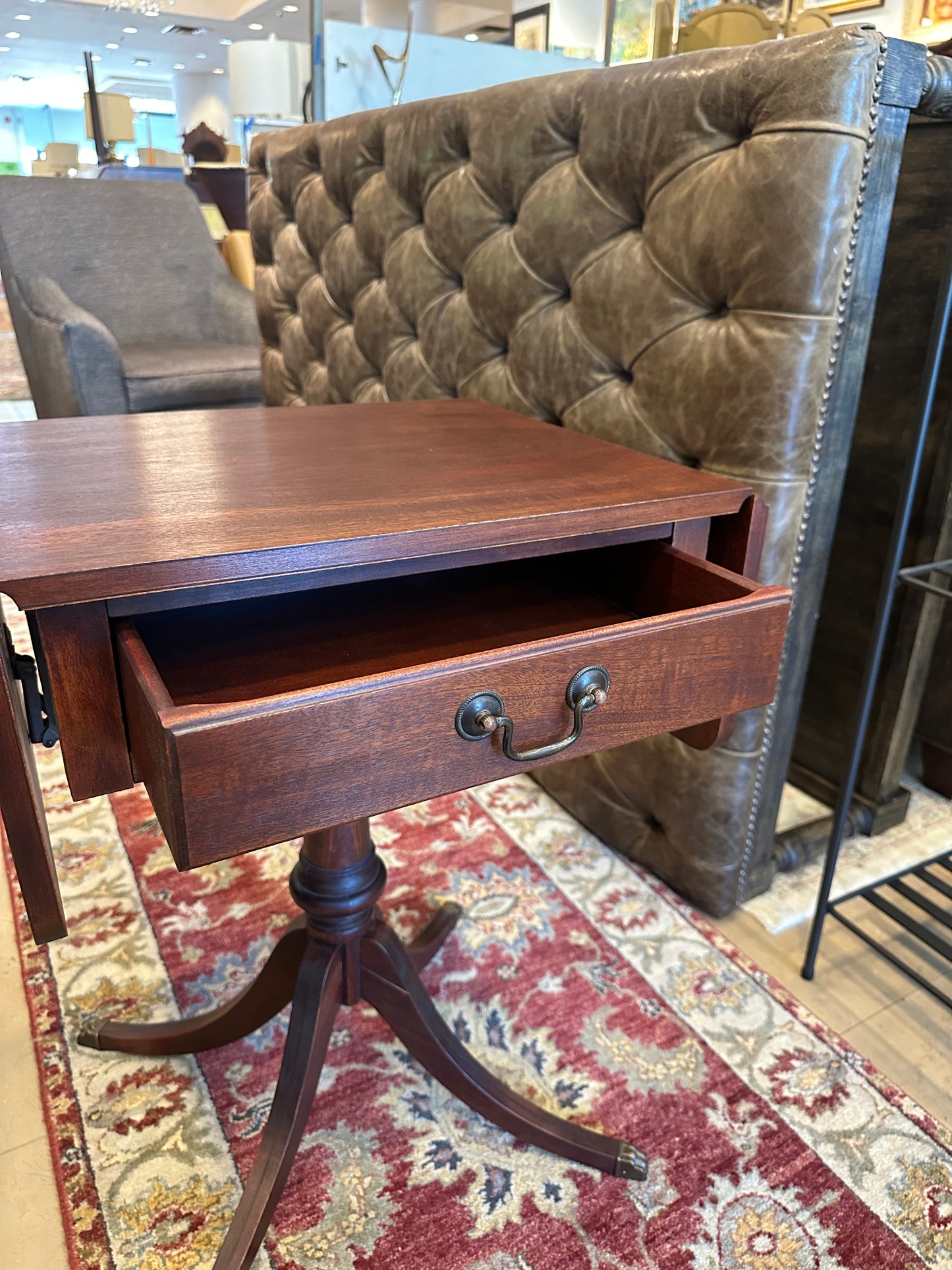 Small Drop Leaf with Drawer End Table (0C401D)