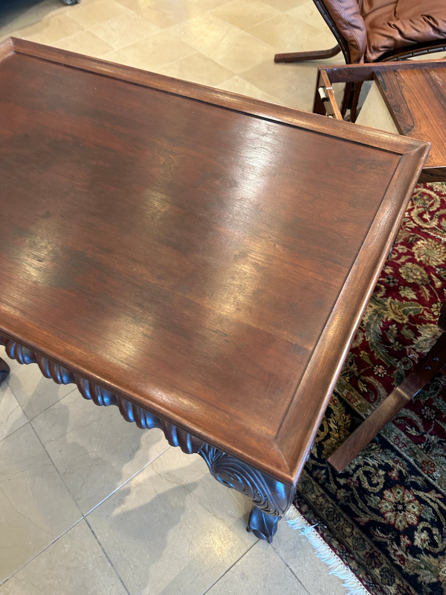 Tea Table with Rolled Molding (0C401G)