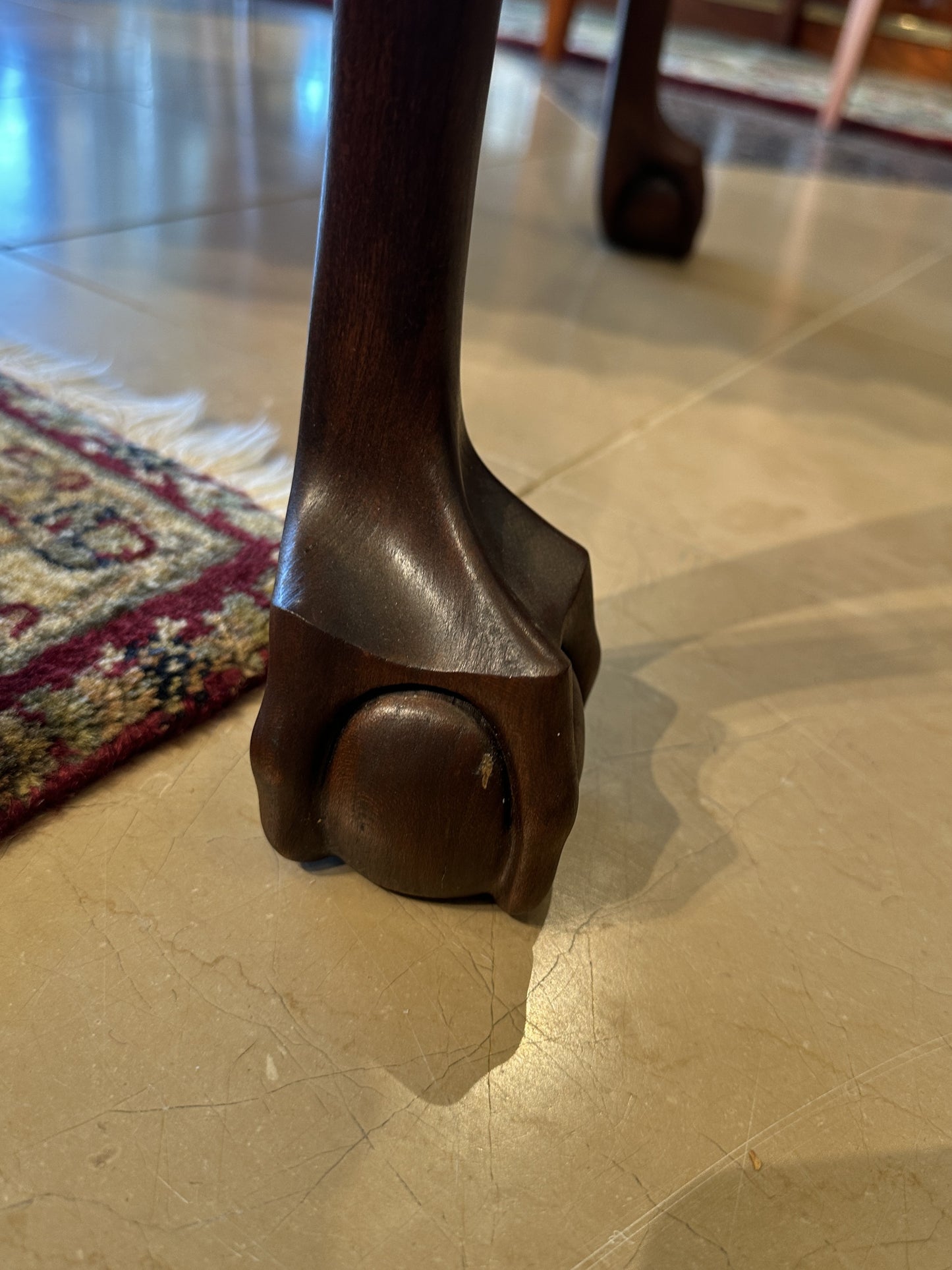 Tea Table with Rolled Molding (0C401G)