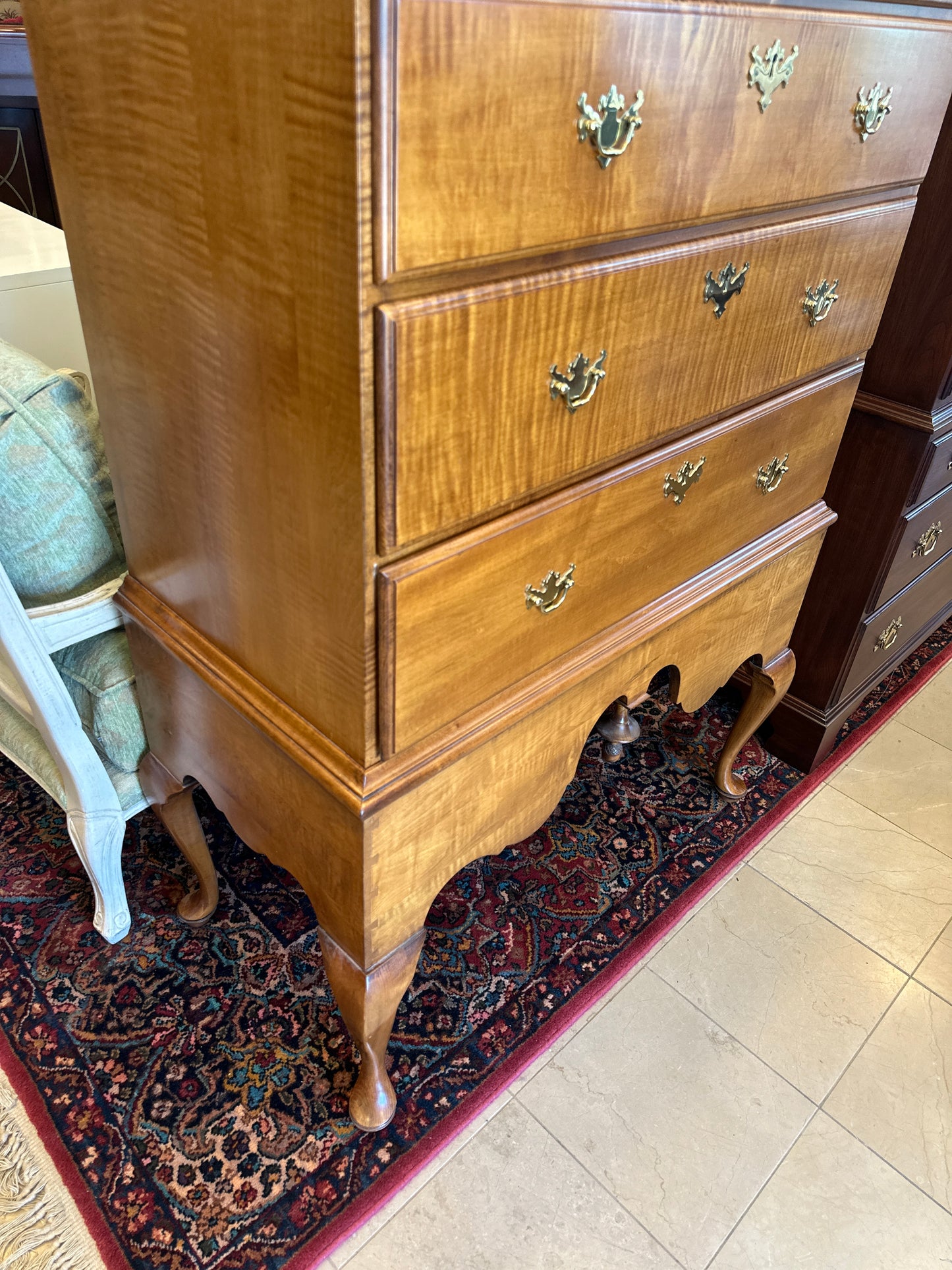 Harden Yale Reproduction of Mabel Brady Garvan Tallboy, curly maple (0C401E)