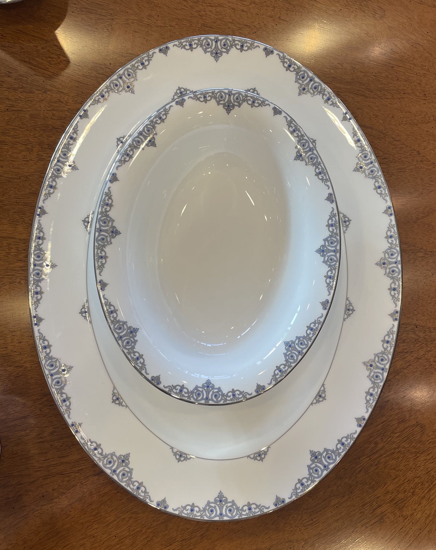 Waterford "Malay" 12pc placesettings + serving (0HL001)