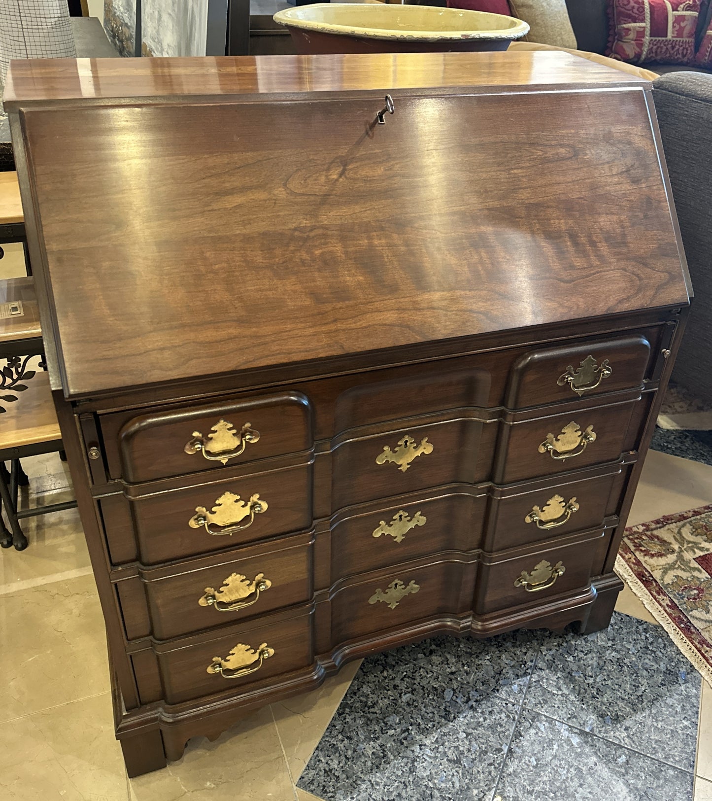 Pennsylvania House Block Slant Front Desk (0C401Q)