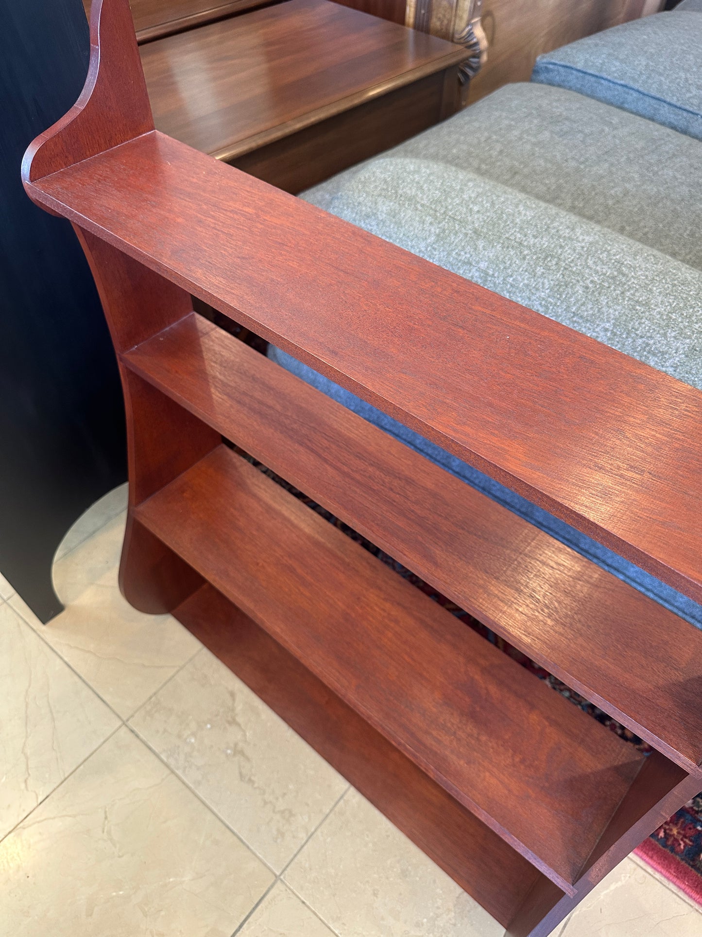 Whatnot Shelf (0C401H)