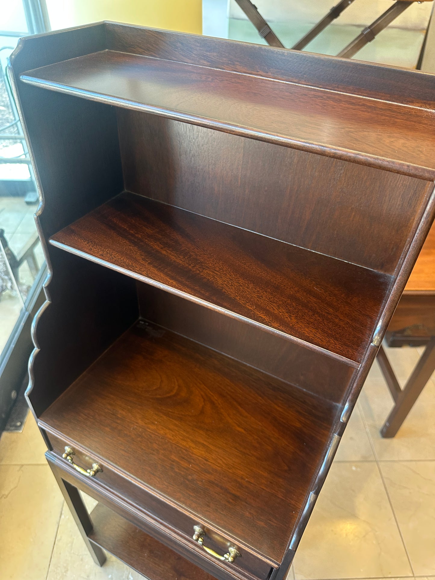 Mahogany Small Bookshelf/Etagere (0C401J)