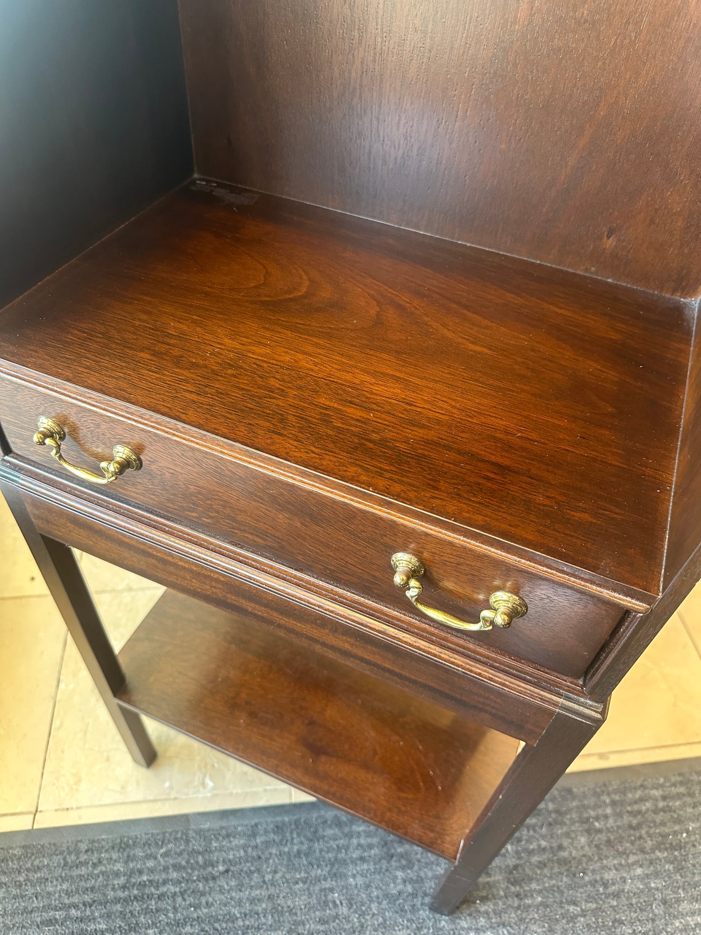 Mahogany Small Bookshelf/Etagere (0C401J)