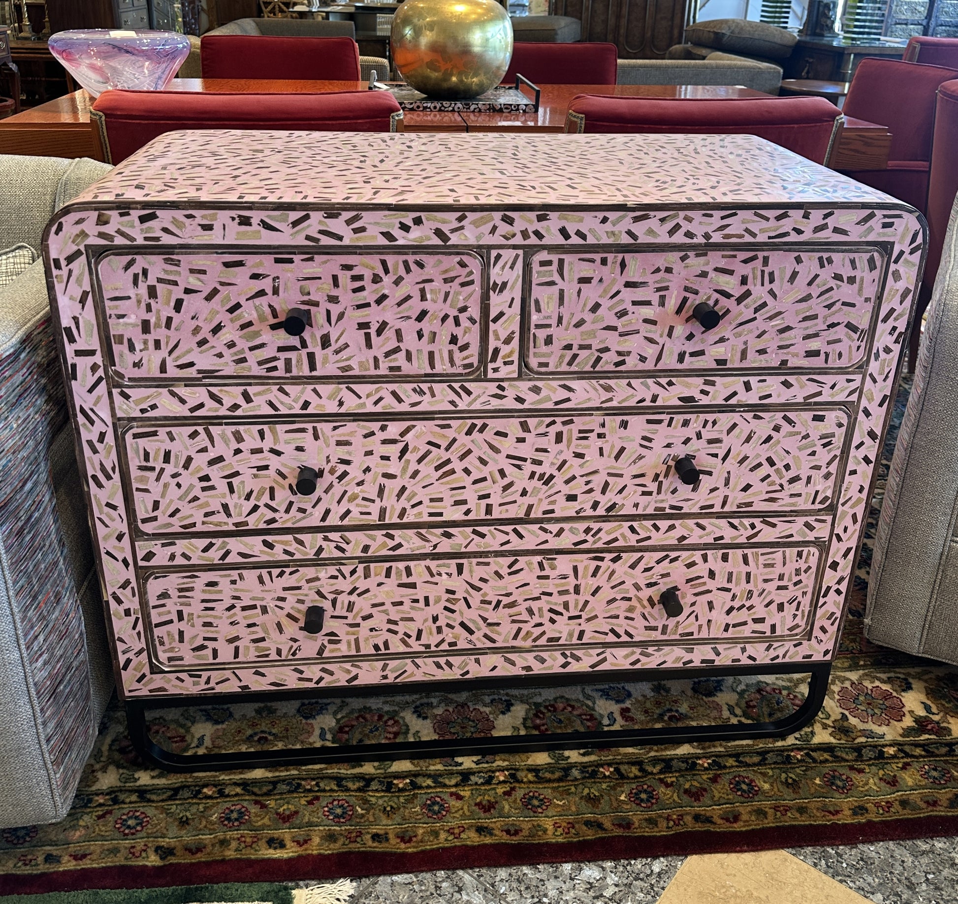 Moe's Home Collection Waterfall Dresser in Pink (0NY001) – The Perfect Thing