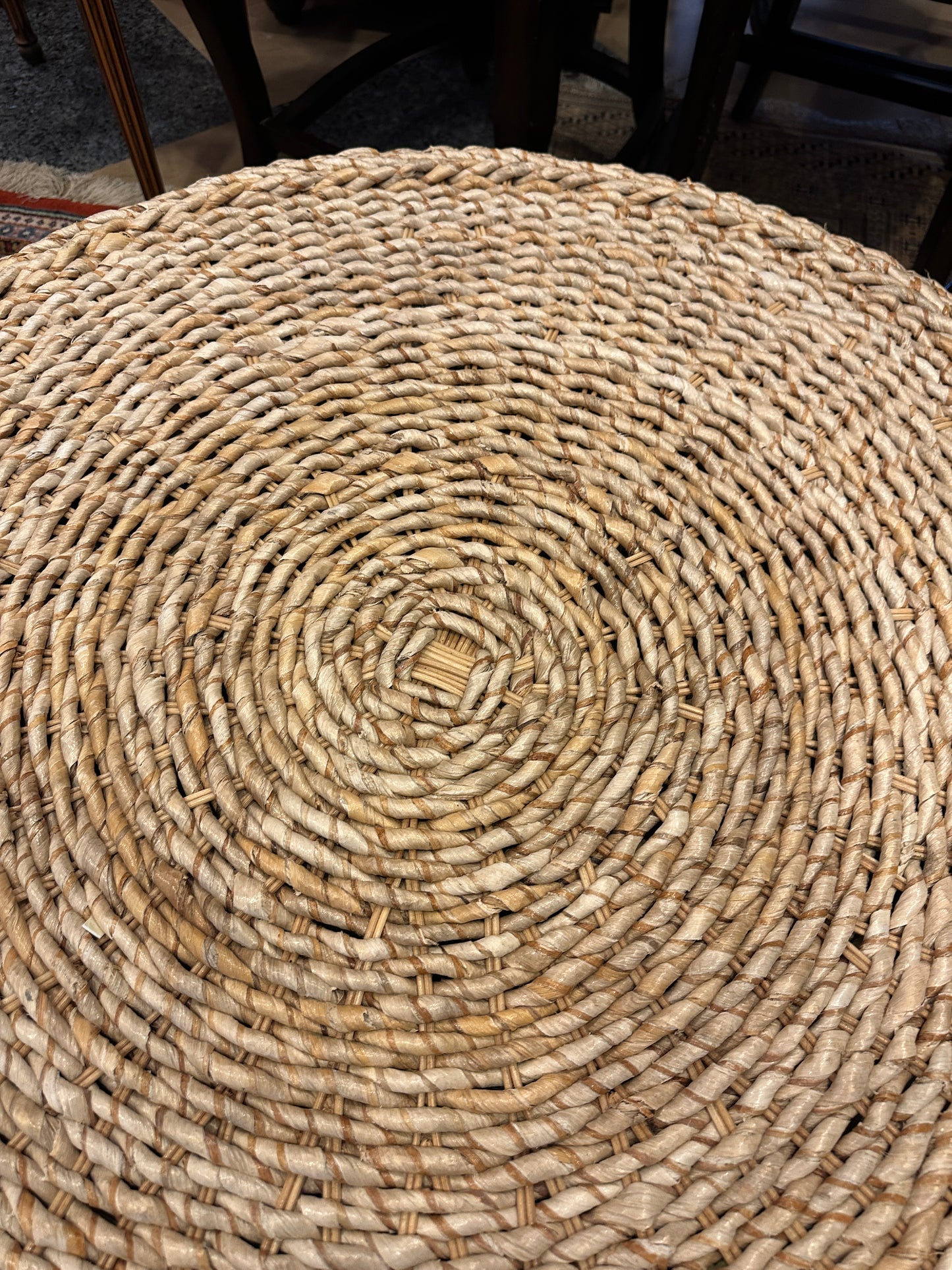 Wicker Coffee Table/Ottoman (0NT00D)