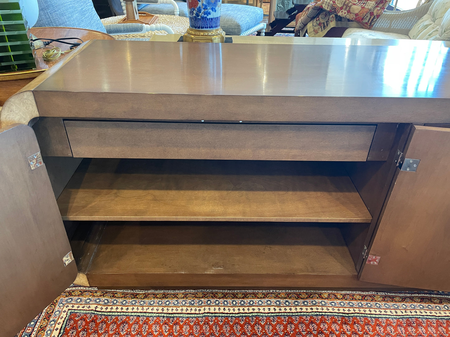 Curved Edge Vintage Sideboard (0OU00O)