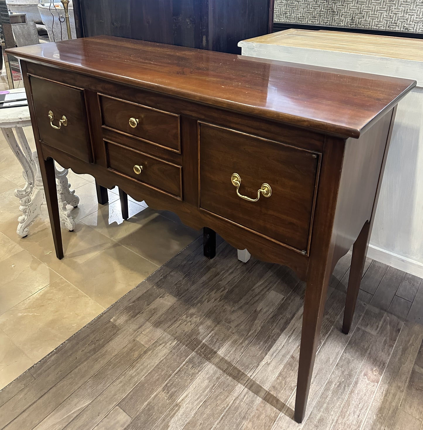 Harden Sideboard (0C401R)