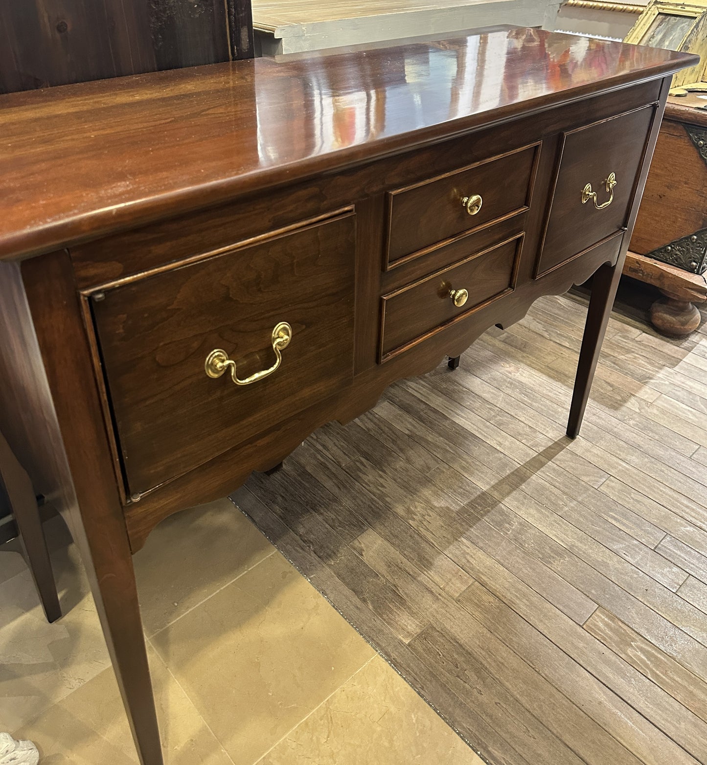 Harden Sideboard (0C401R)
