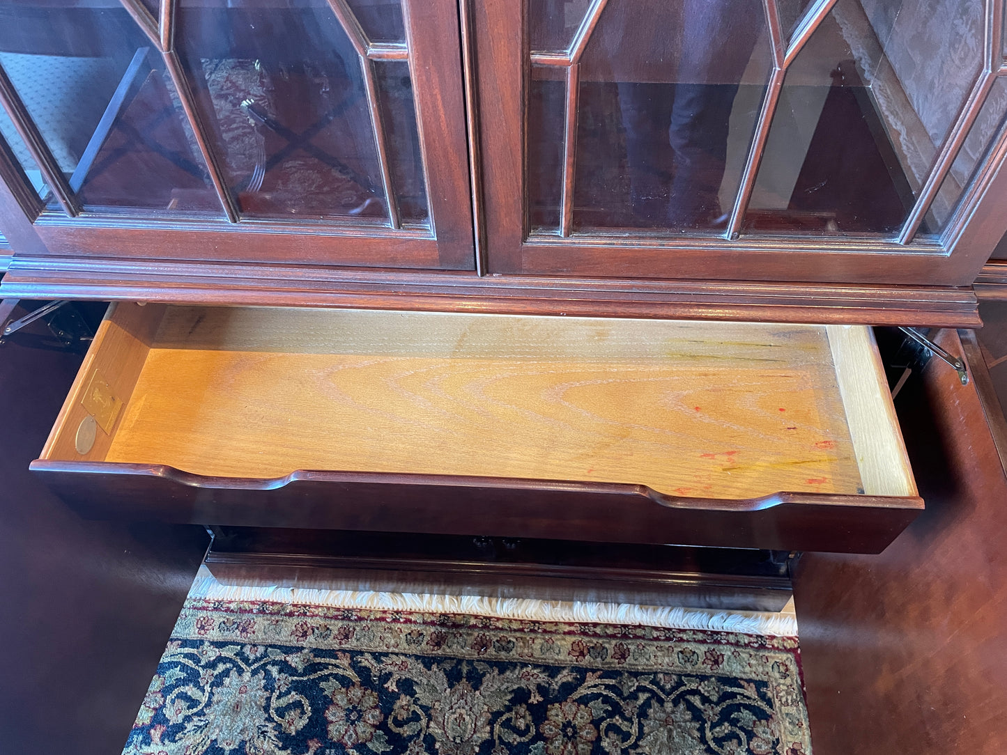 Baker Chippendale Mahogany Breakfront, AS IS (0OX003)