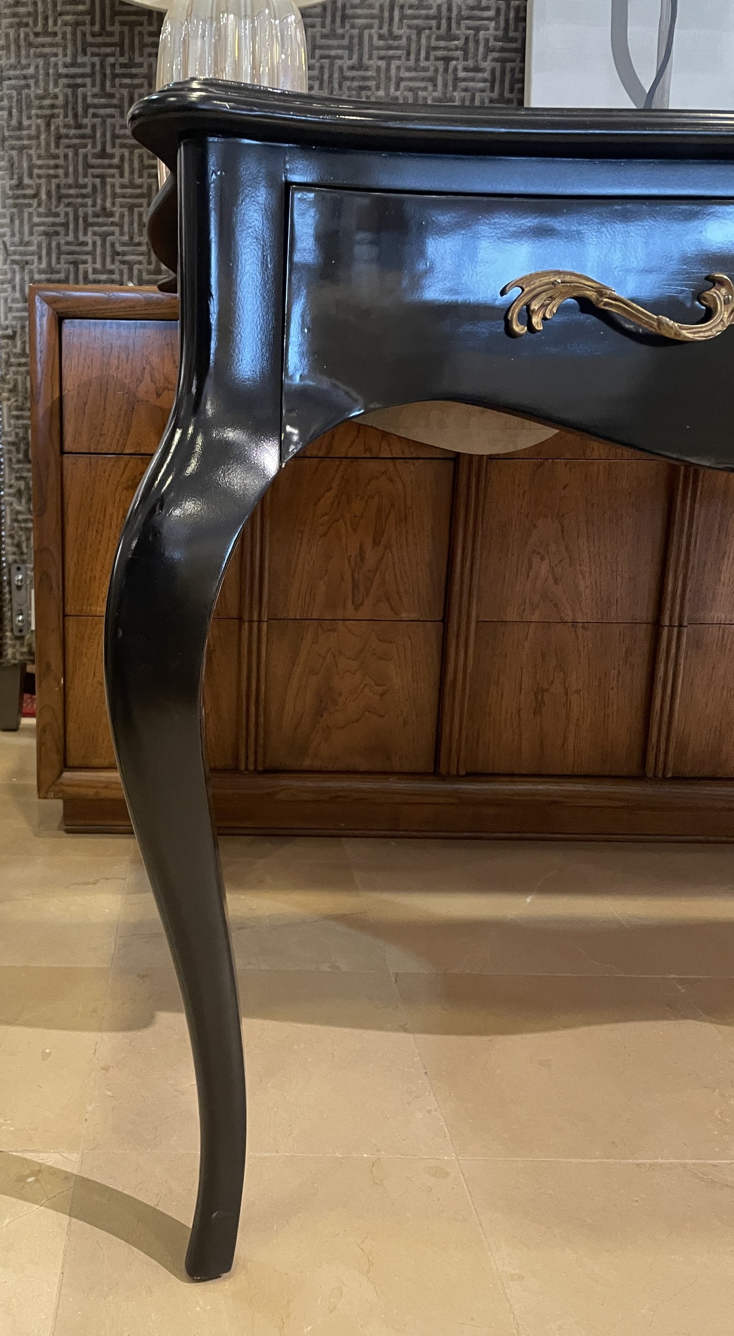 Regency Style Black desk with Leather Top (0L7001)