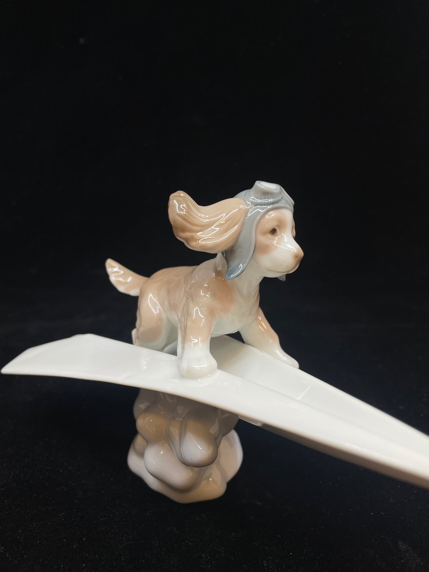 Lladro "Let's Fly Away" Dog on a Paper Airplane with Box #06665