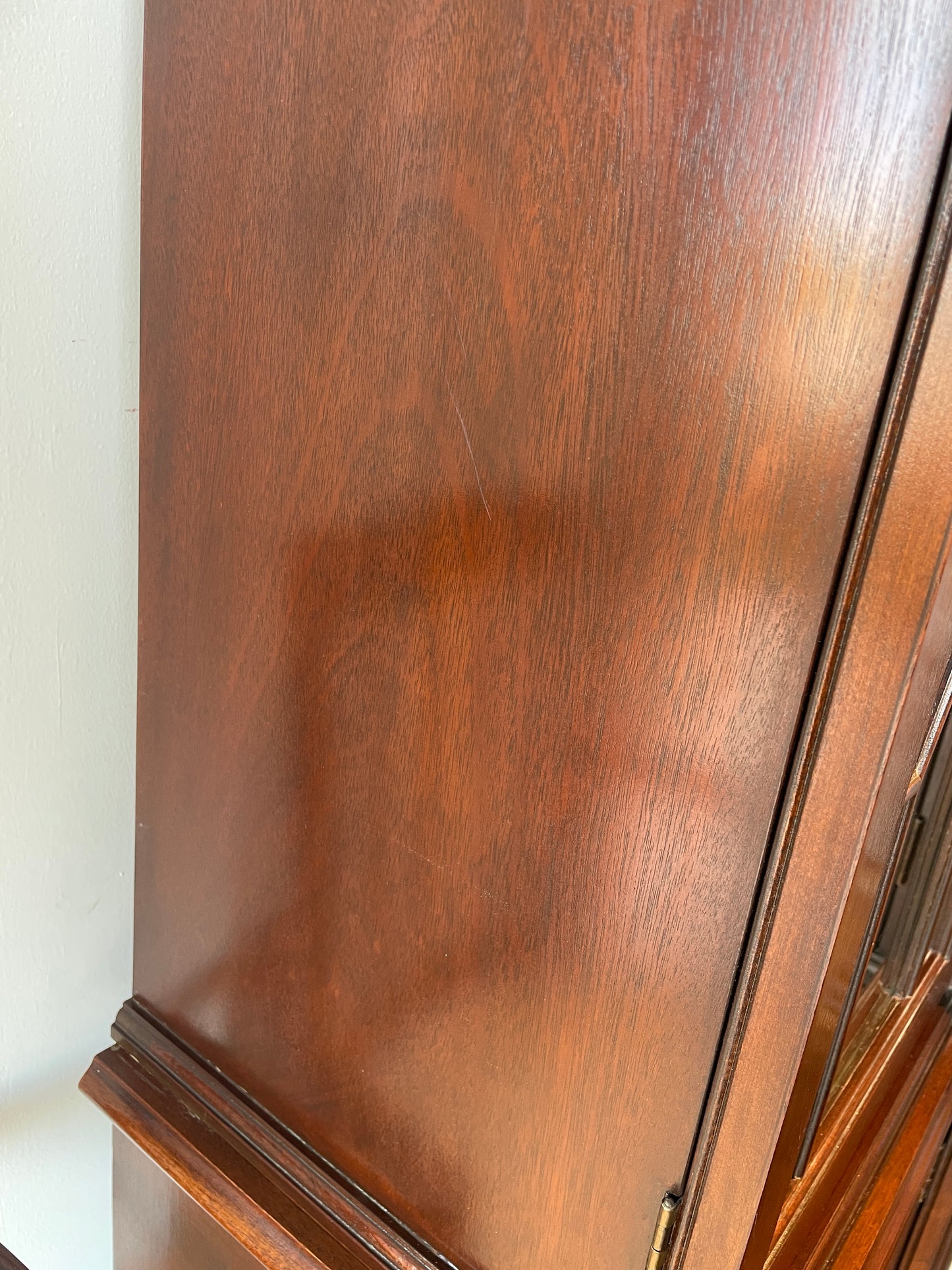 Baker Chippendale Mahogany Breakfront, AS IS (0OX003)