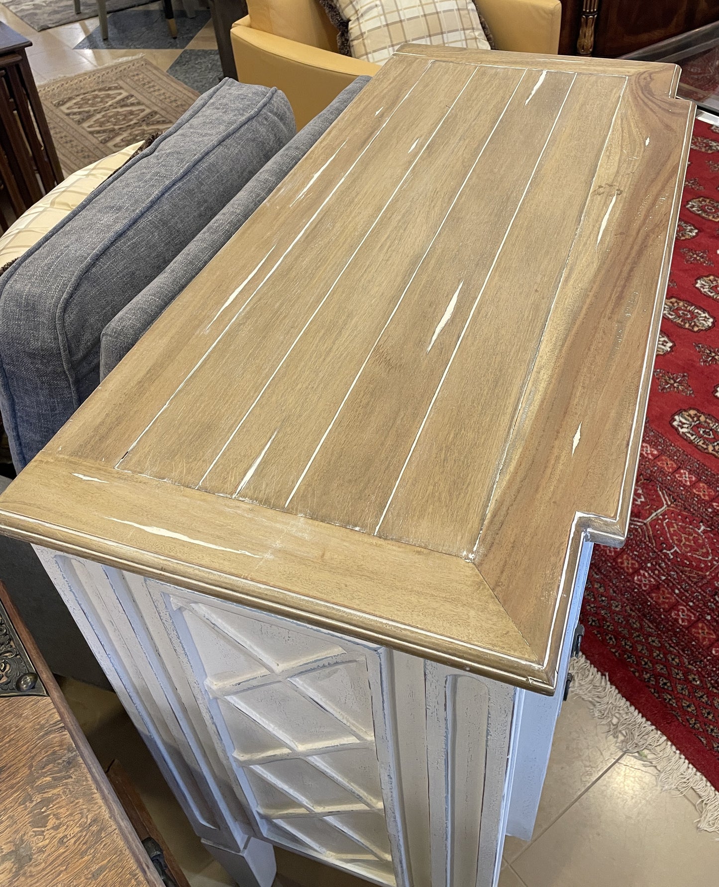 Bramble Customs Dauphine Three Drawer Dresser (01D01L)