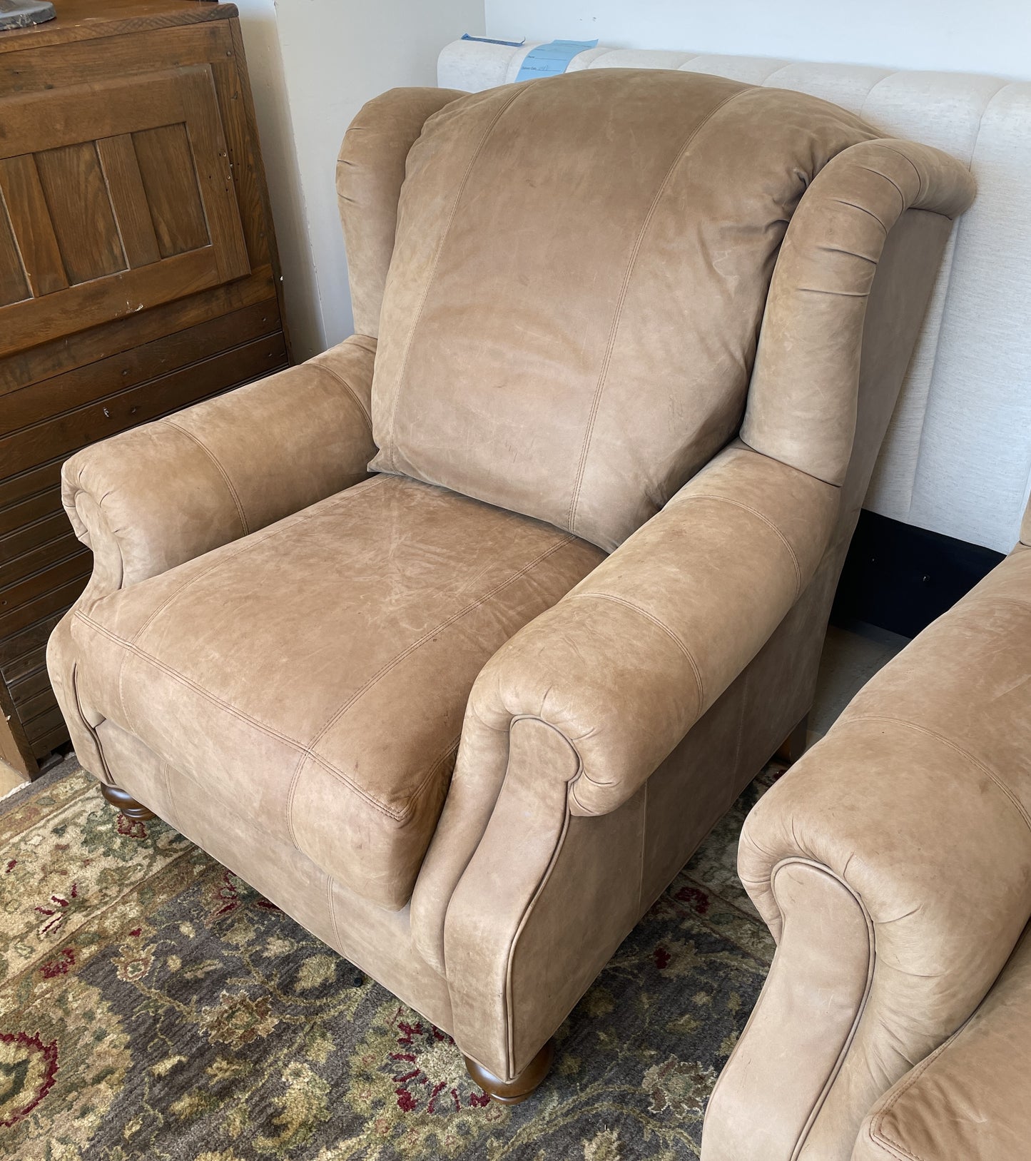 Henredon Overstuffed Mirco-suede Chair (Four available 0ED00D 0ED00E 0ED00F 0ED00G)