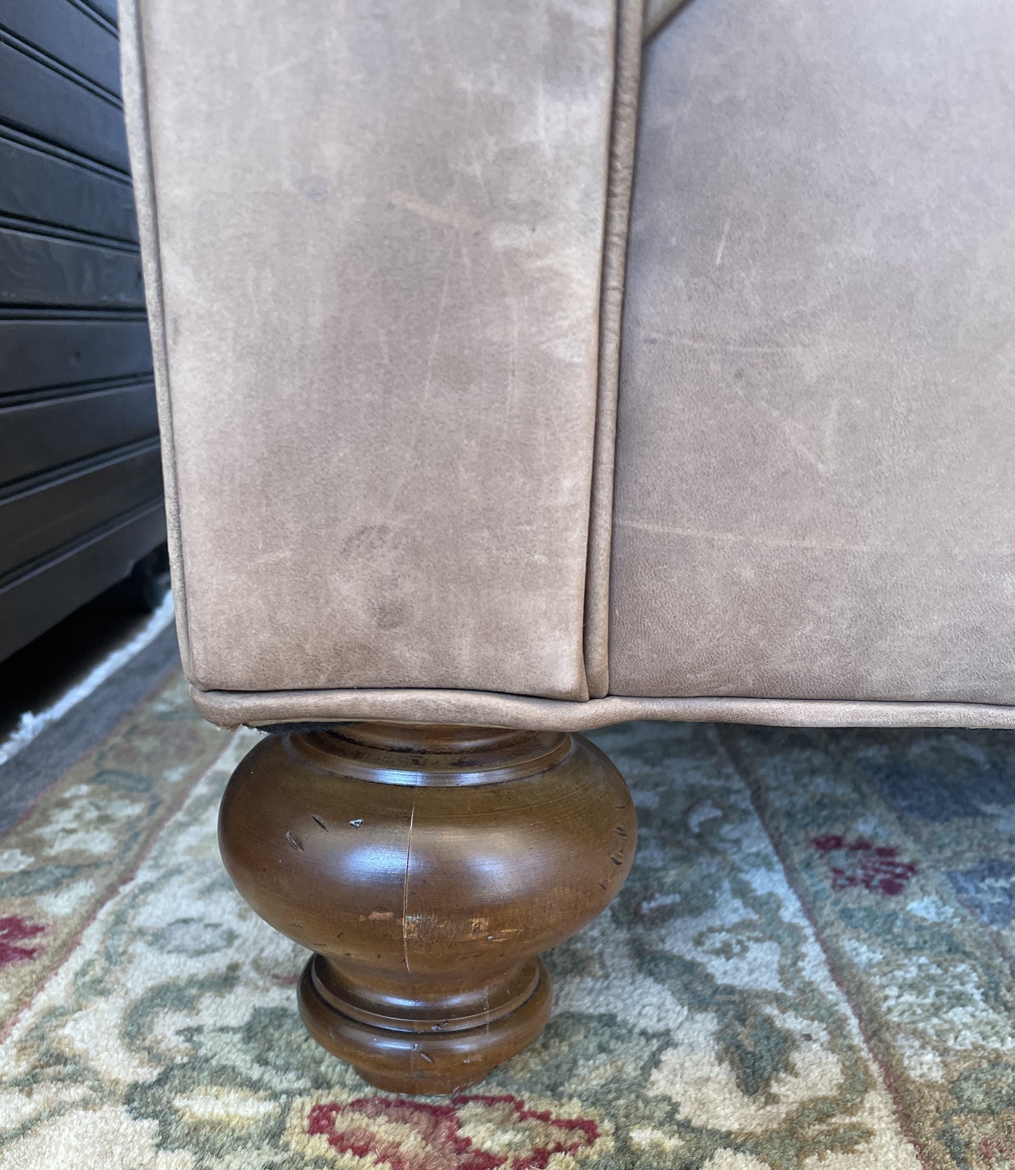 Henredon Overstuffed Mirco-suede Chair (Four available 0ED00D 0ED00E 0ED00F 0ED00G)