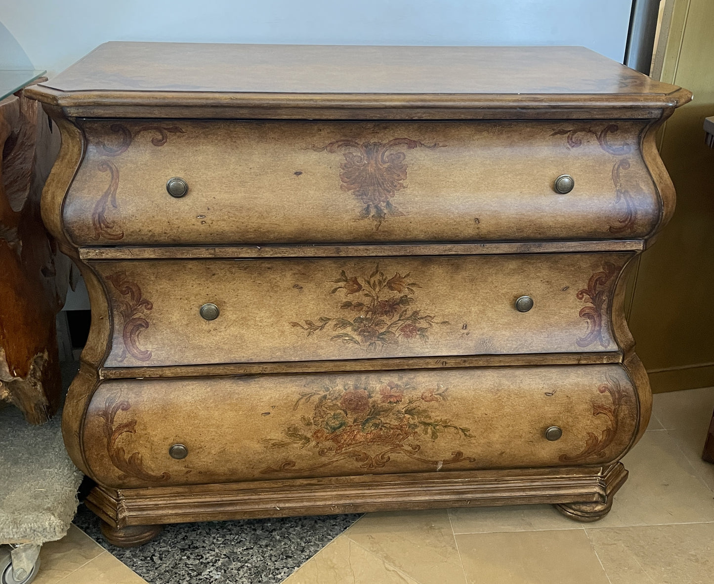 Faux Finish Bombe Chest, 3 drawers (0OU00A)