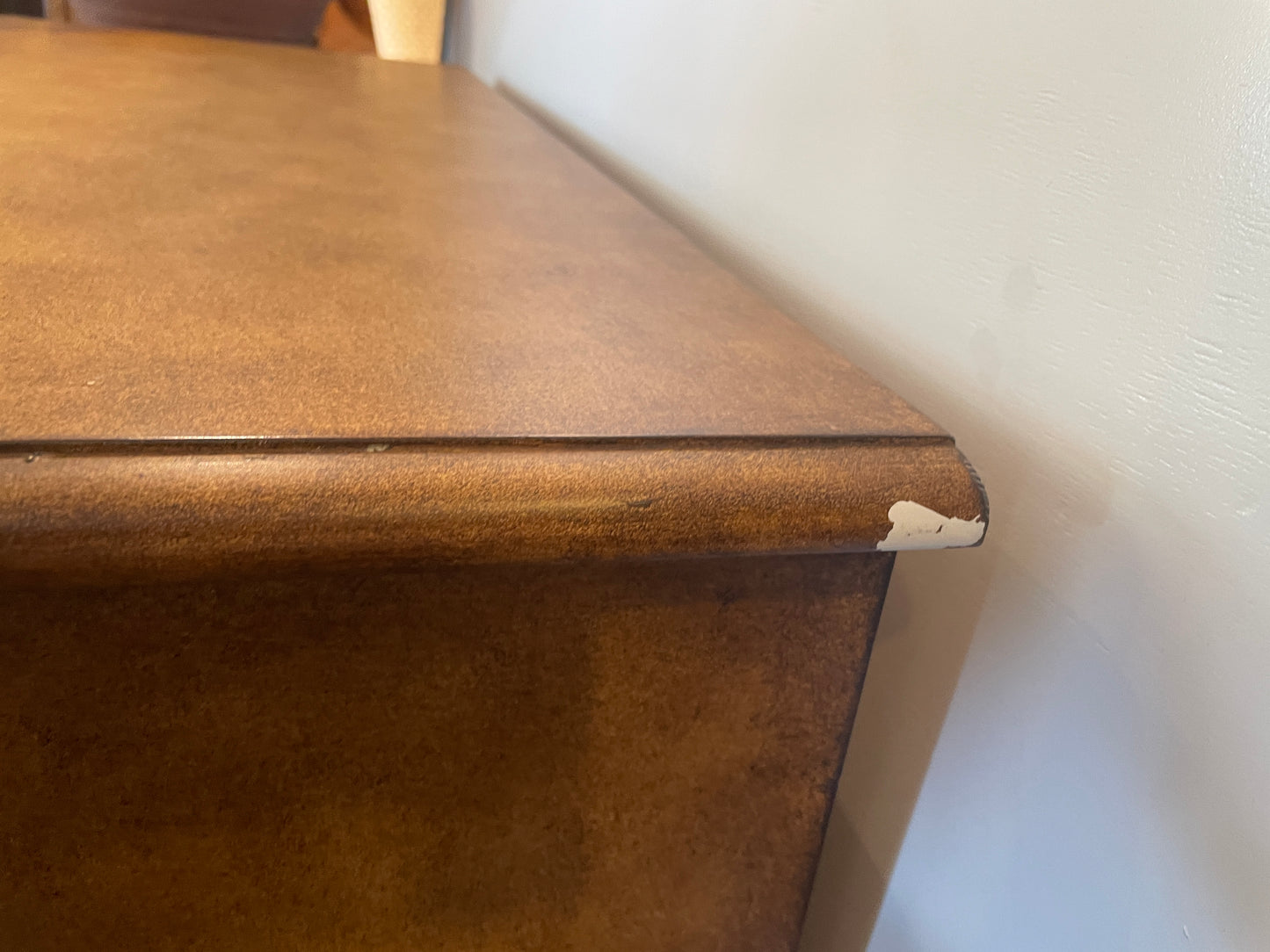 Faux Finish Bombe Chest, 3 drawers (0OU00A)