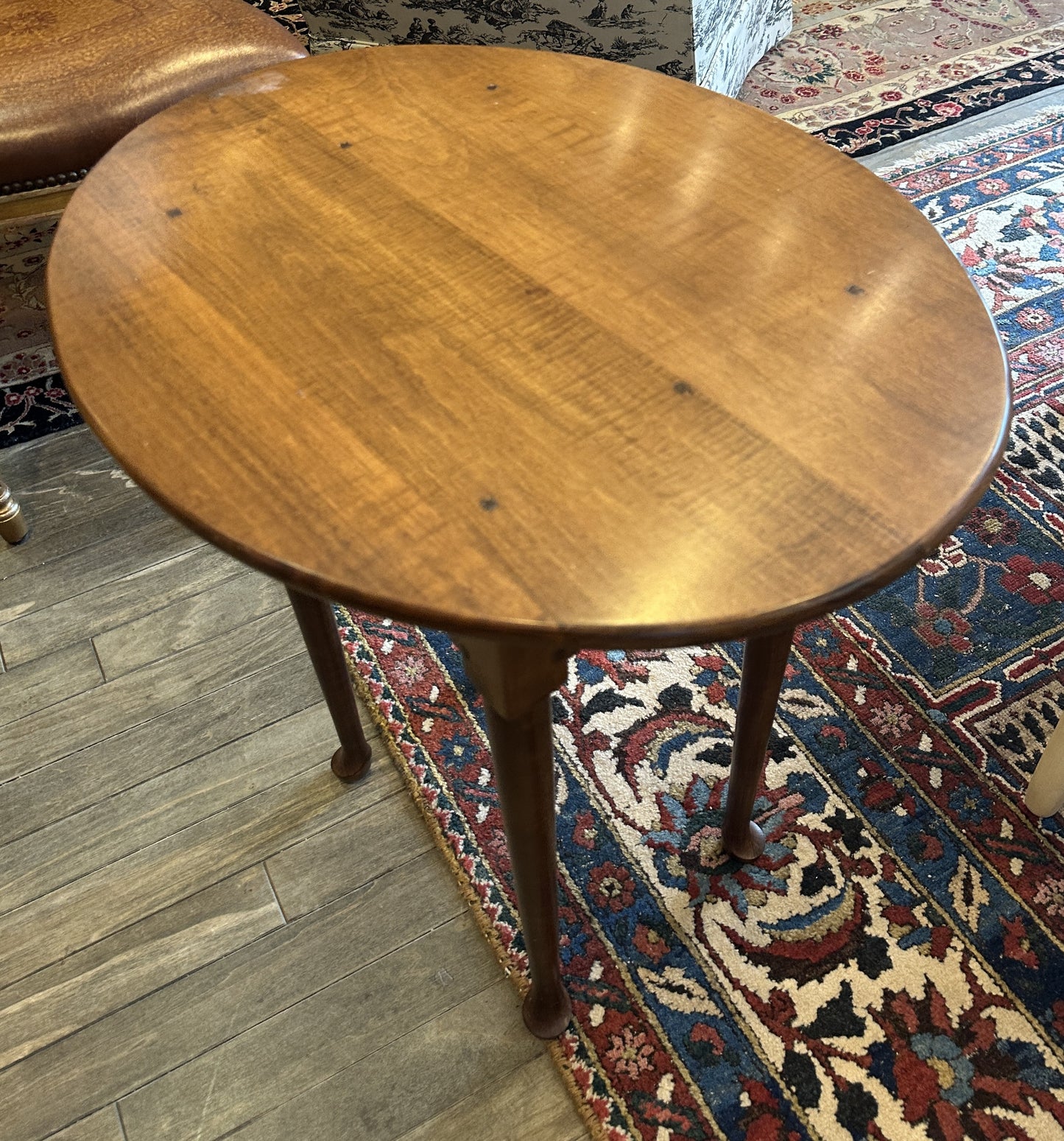 Michael Camp Bench Made Oval End Table (0C4019)