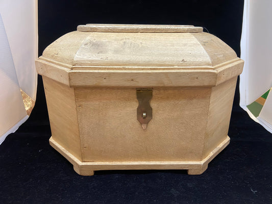 Octogen Wooden Box (25078)