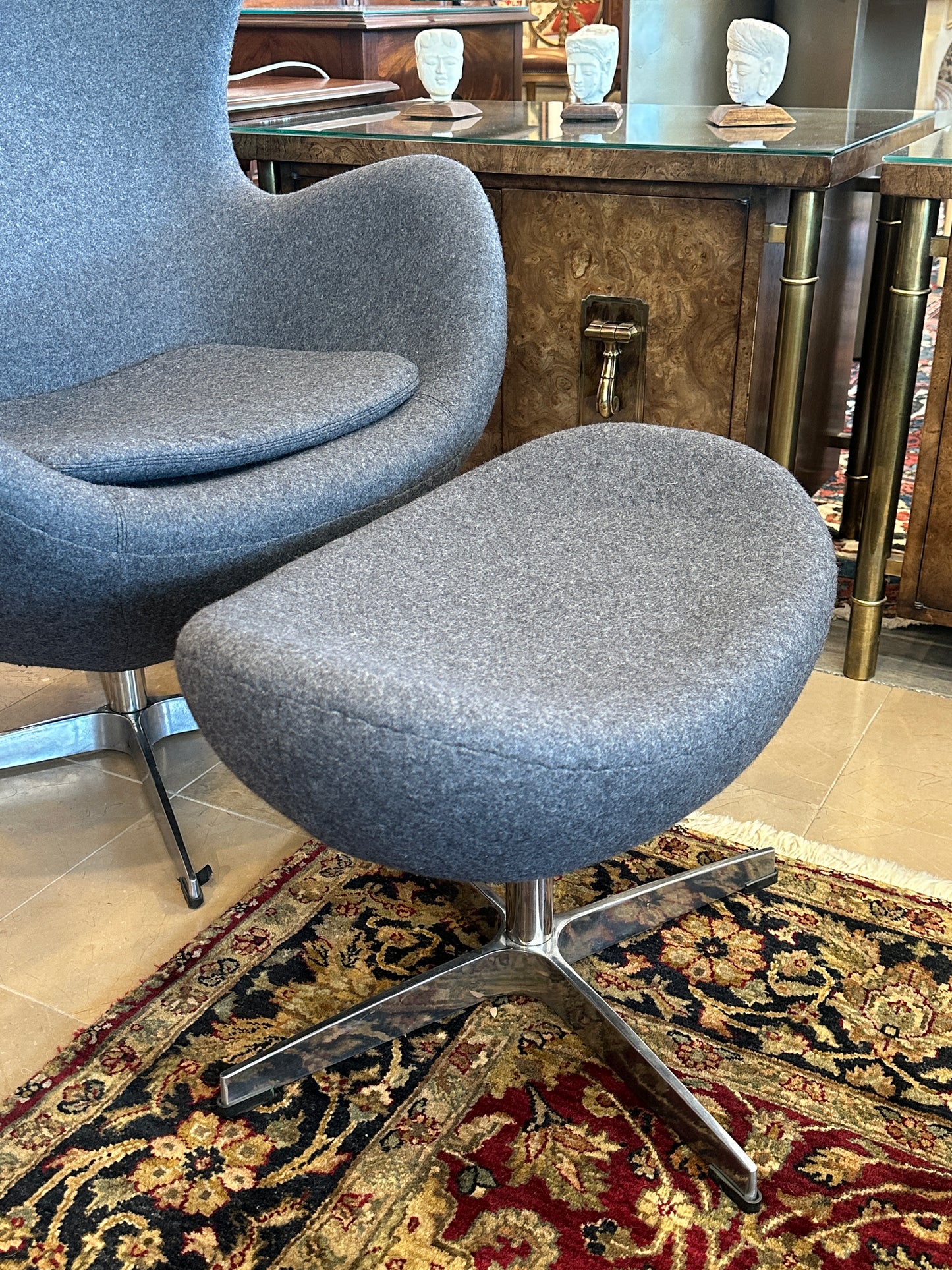 Egg Chair with Ottoman in Wool, after Fritz Hansen (0NT00C, 0NT00B) (Two Available)