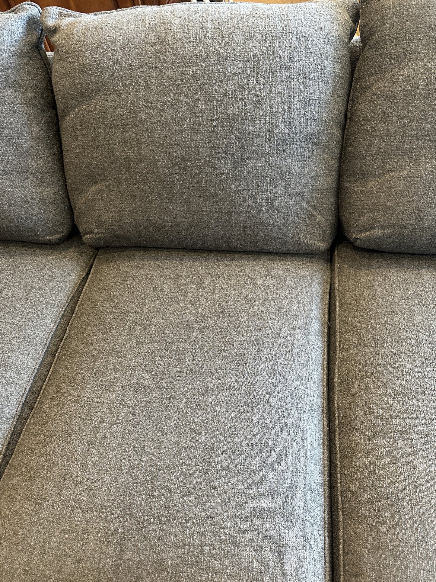 Walter E Smith Sofa, AS IS (0NT00P)
