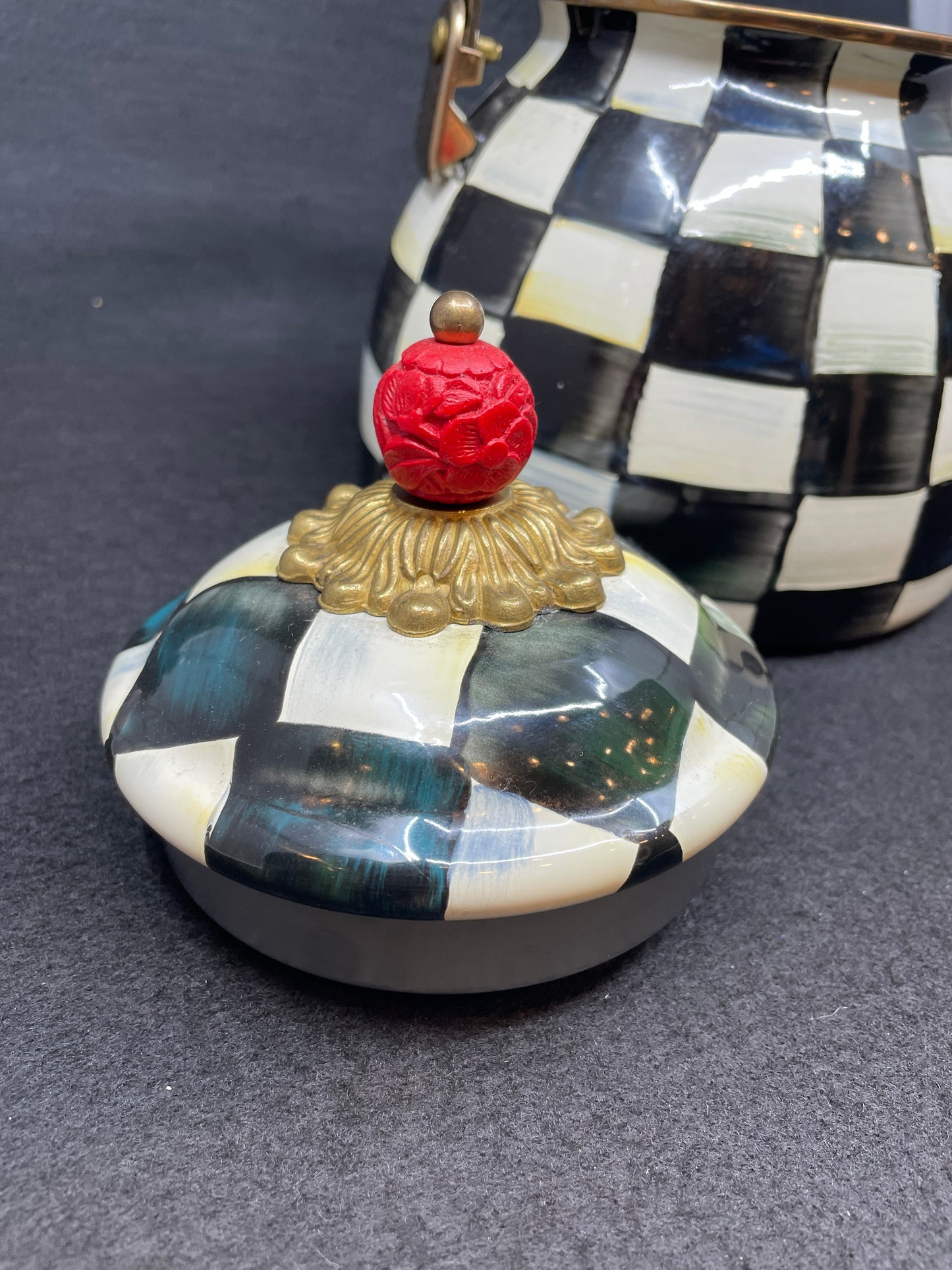 Mackenzie-Childs Courtly Check 2qt Teapot (0OO003)