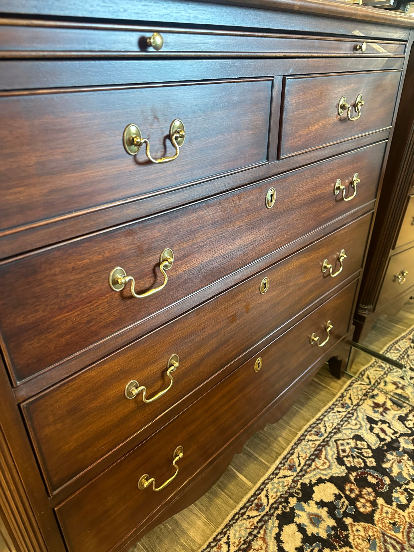 Henkel Harris Block Front Mahogany 5 Drawer Chest (0C401P)