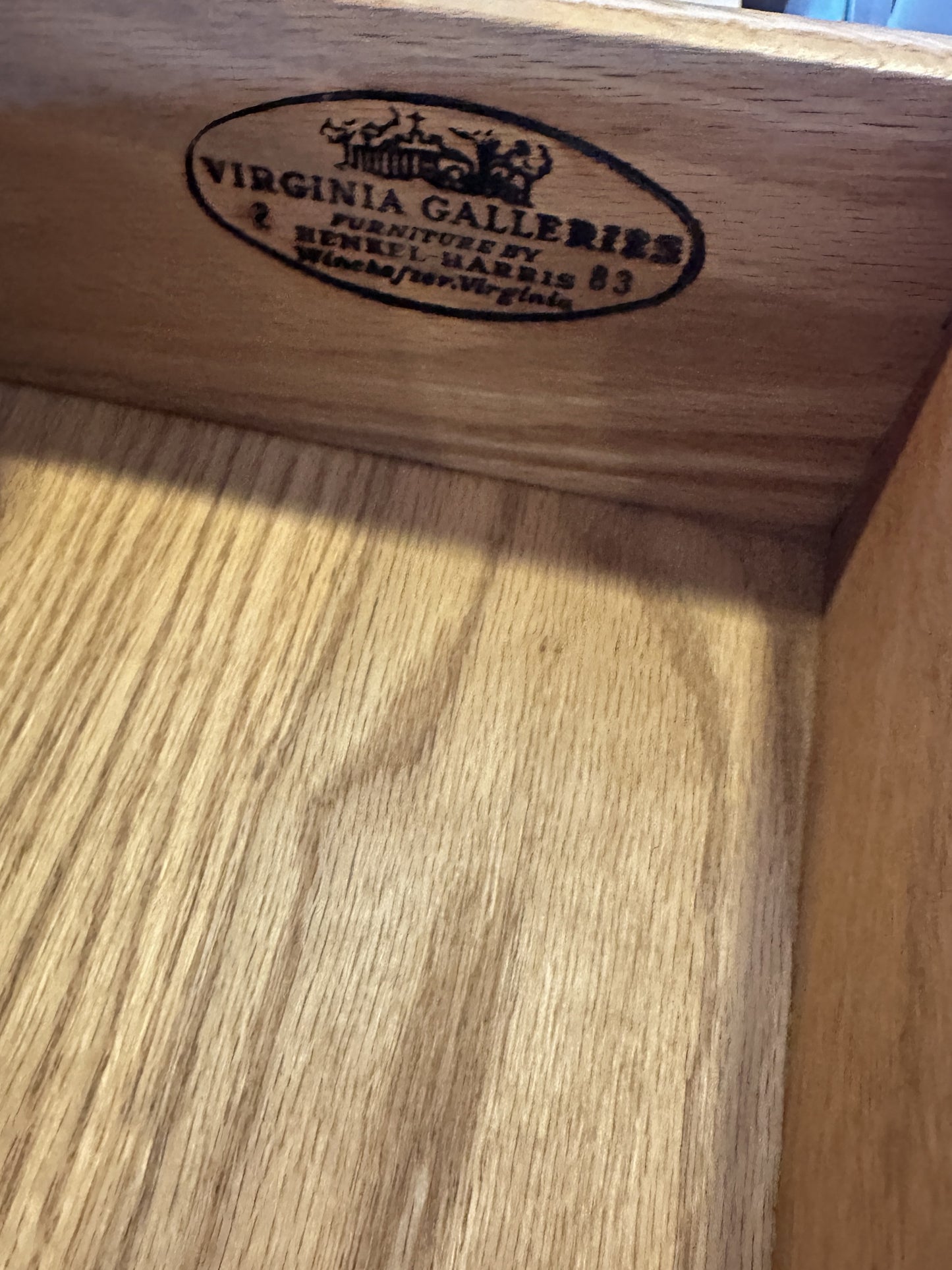 Henkel Harris Block Front Mahogany 5 Drawer Chest (0C401P)