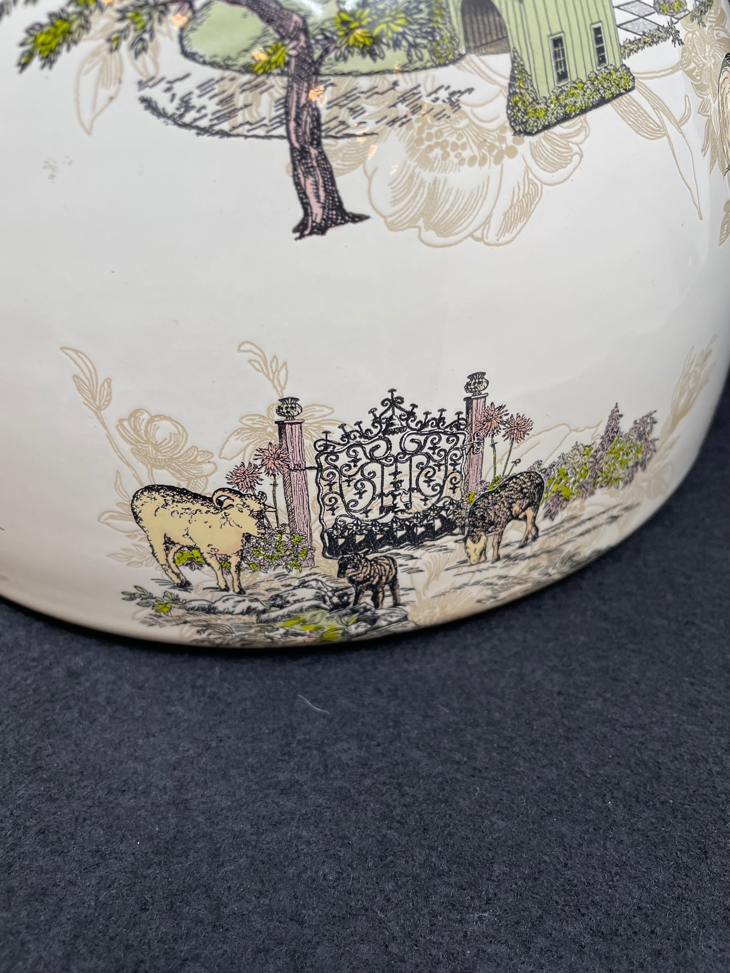 Mackenzie-Childs Aurora 3qt Teapot (0OO00E)