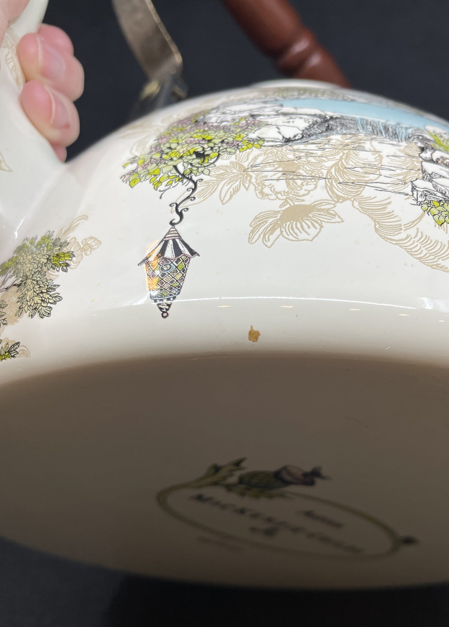 Mackenzie-Childs Aurora 3qt Teapot (0OO00E)