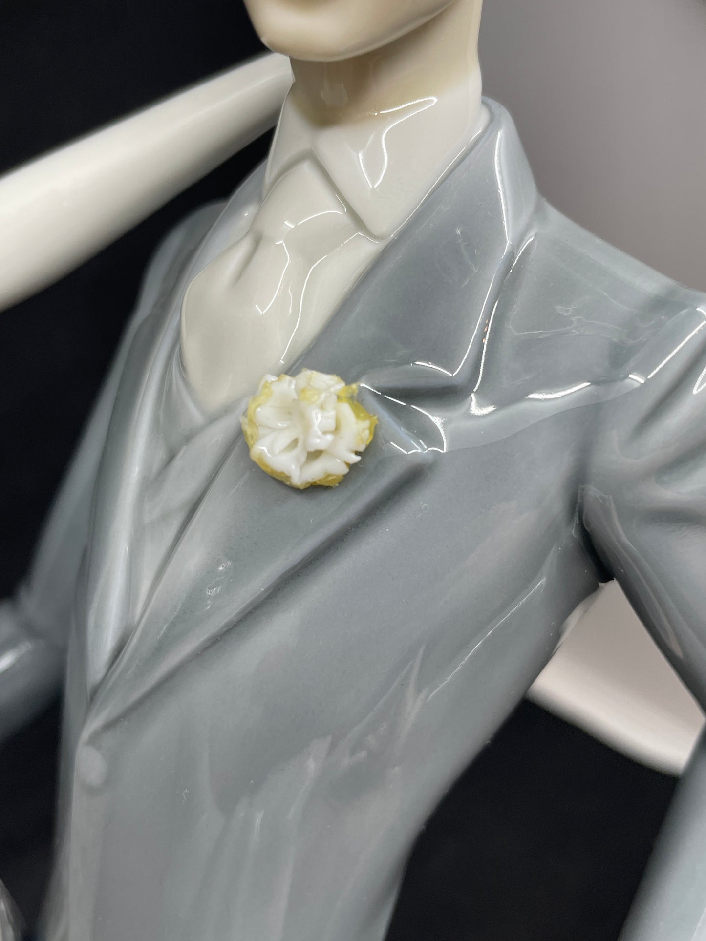 Lladro "I Love You Truly" #1528 NO BOX AS IS (0GU003)