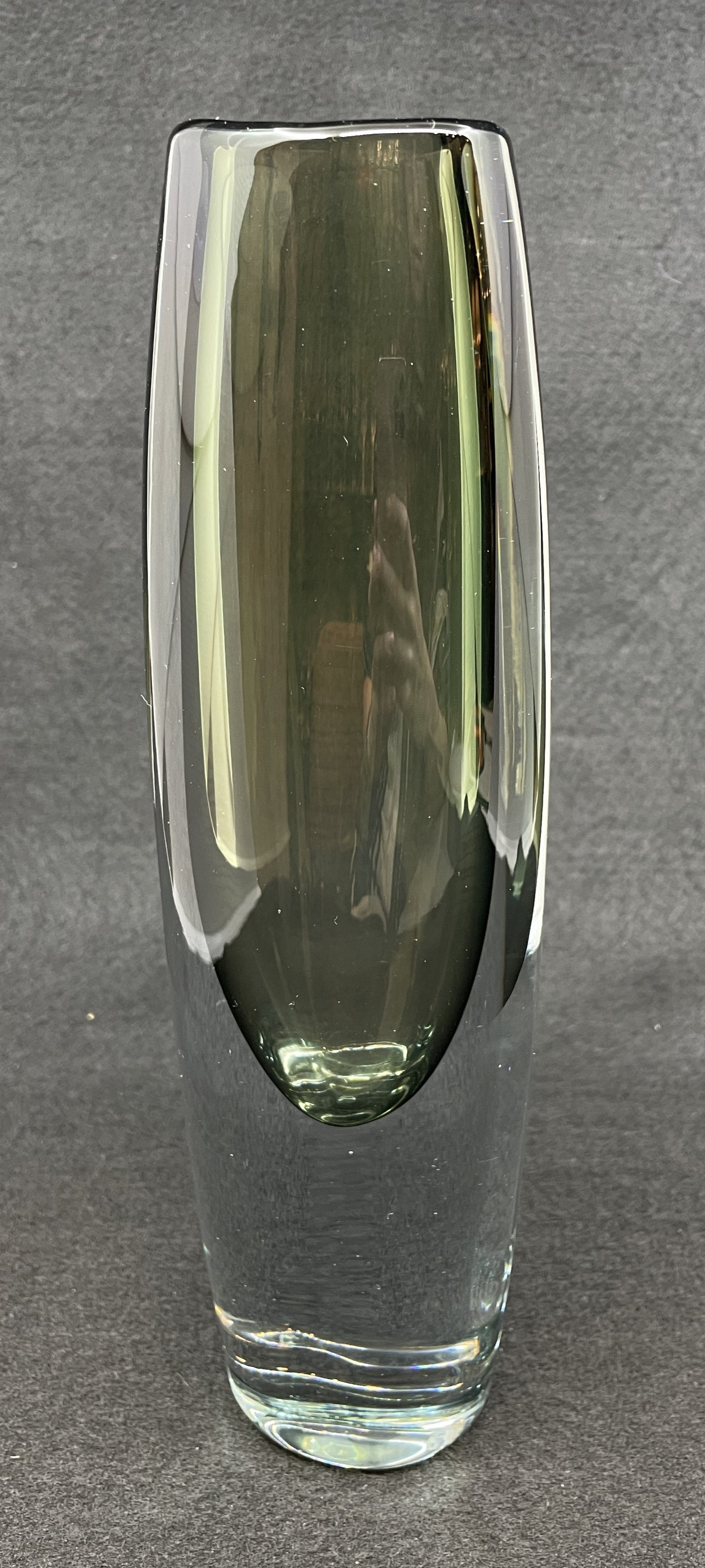 Gunnar Nylund for Strombergshyttan "Sommerso" Vase (0OQ010)