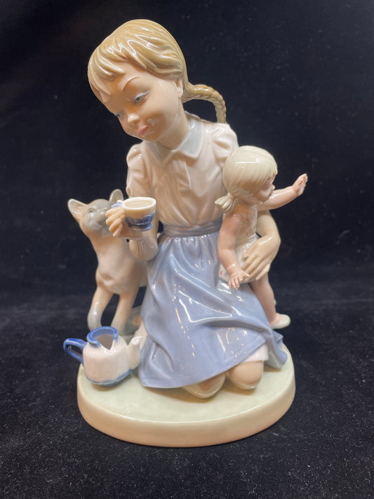 Lladro Child's Play #1260 NO BOX