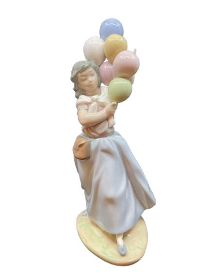 Lladro Balloon Seller #5141 with Box (0DE004)