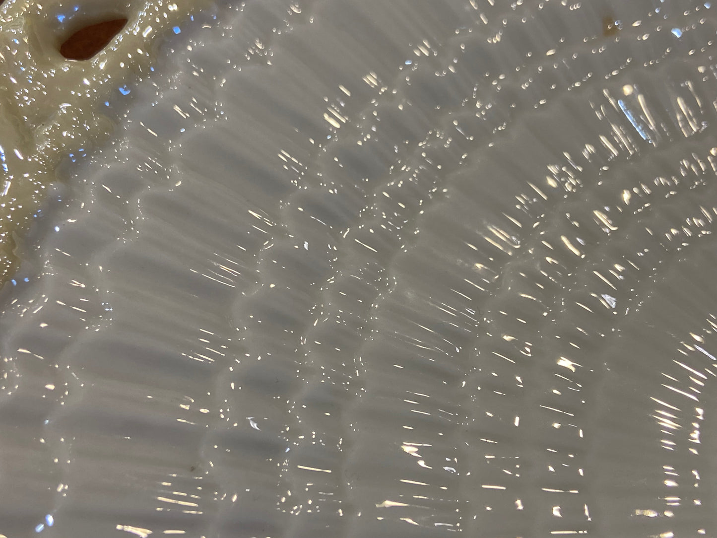 Belleek Limpet Platter 4th Mark (28010)