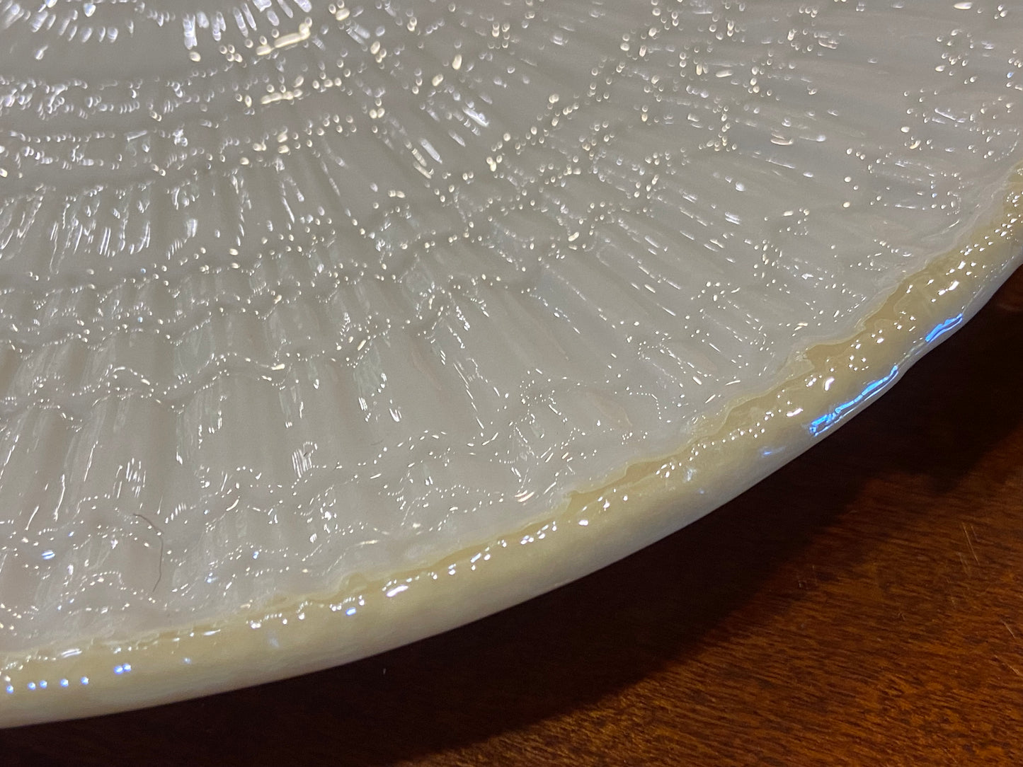 Belleek Limpet Platter 4th Mark (28010)