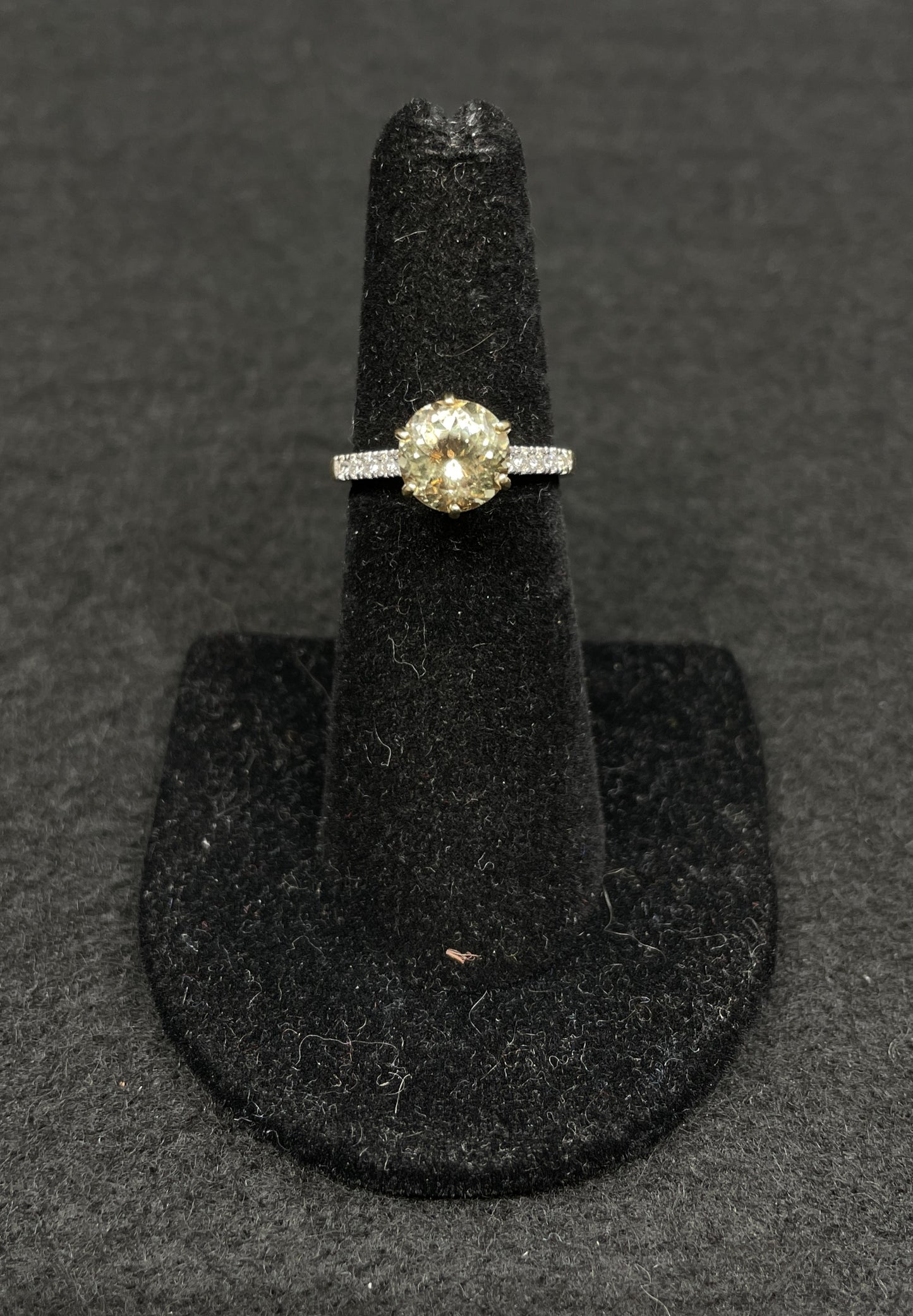 Illiana Morganite 18k Gold and Diamond Ring (01401U)