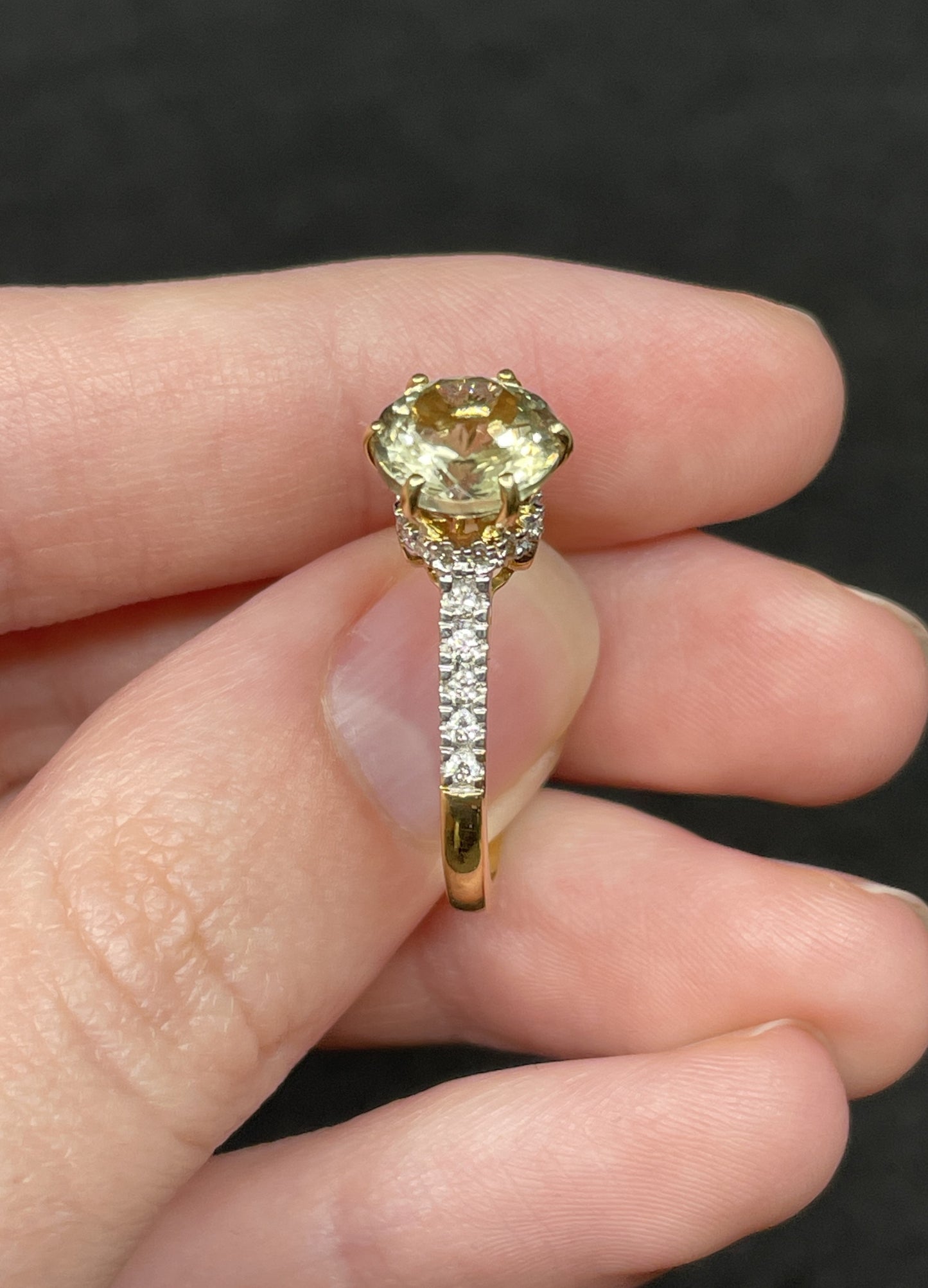 Illiana Morganite 18k Gold and Diamond Ring (01401U)