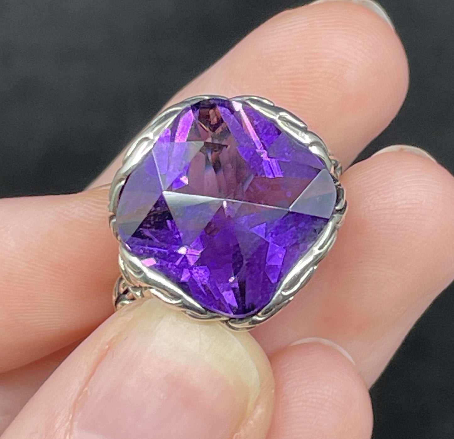 John Hardy Woven Band Amethyst Ring (09B00H)