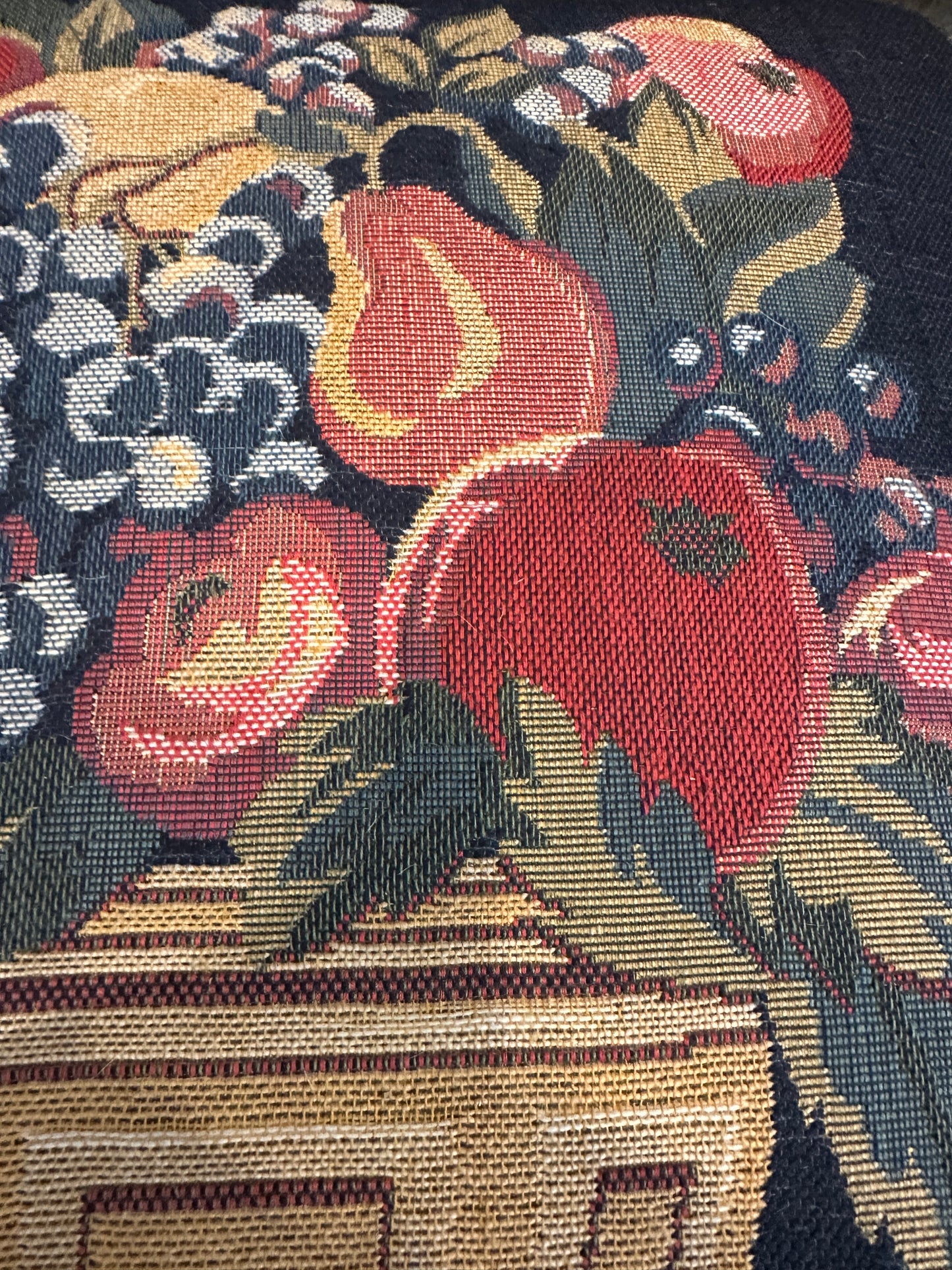 Footstool - Fruit Bowl (01401P)