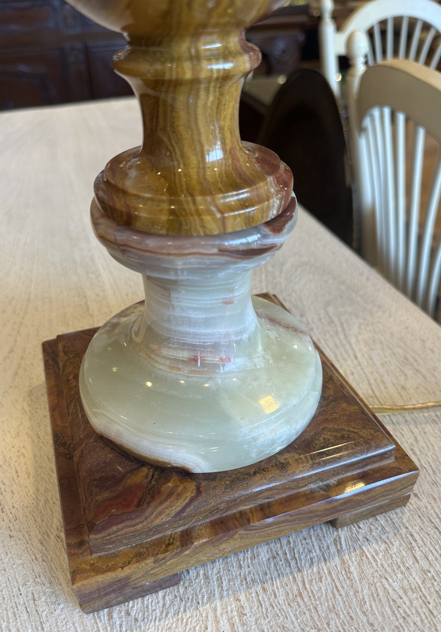 Onyx Lamp (01401O)