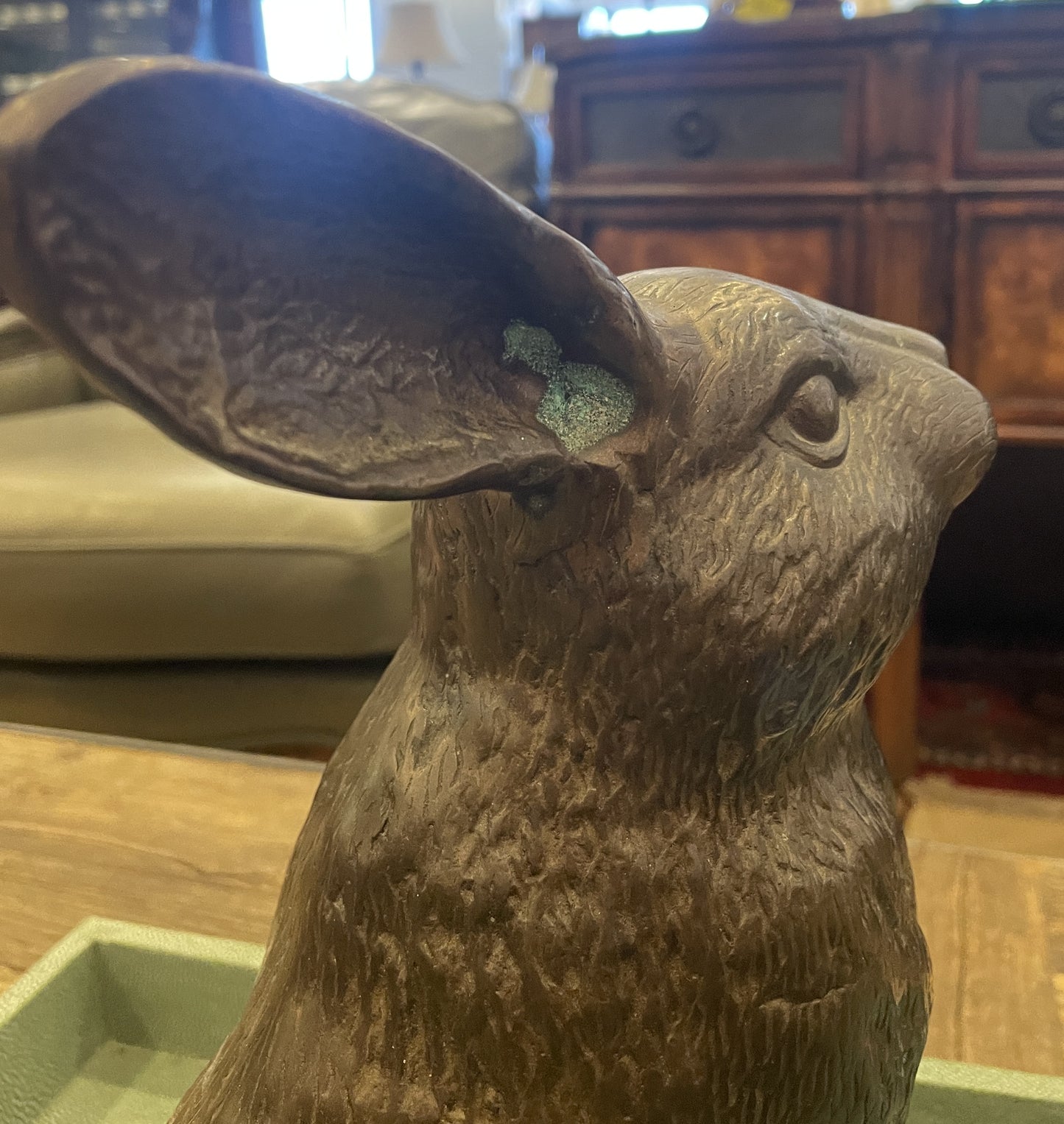 Bronze Bunny Statue (0HO011)