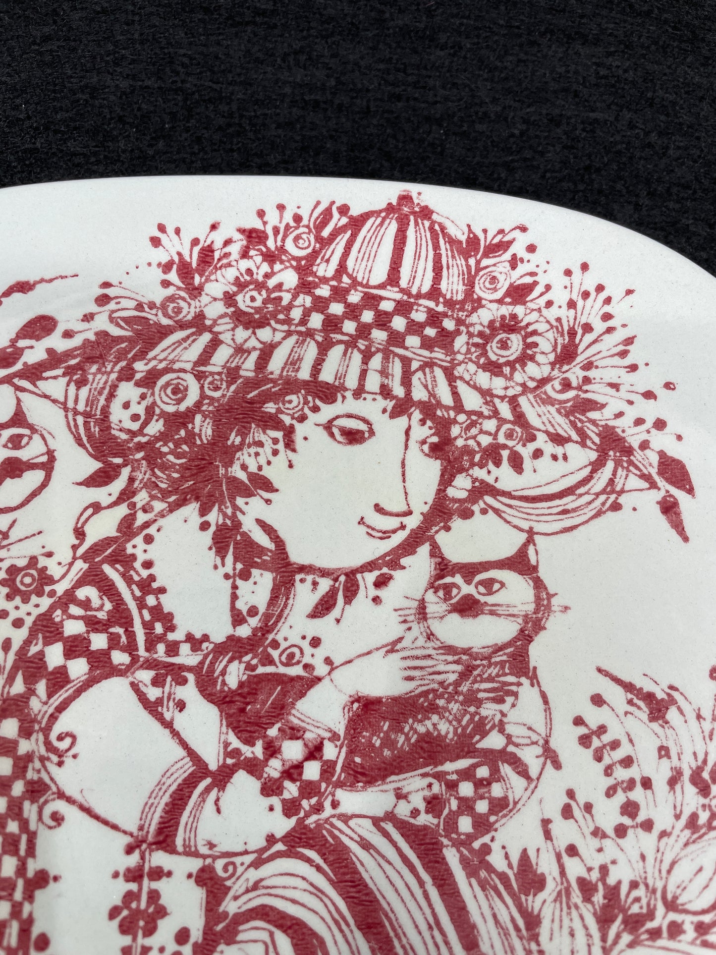 Bjorn Wiinblad "Louise" Plate, numbered (0JA006)